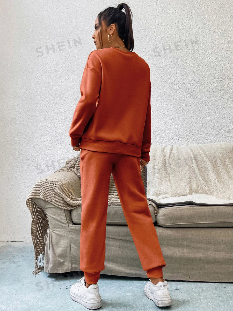 SHEIN EZwear Pantalones deportivos con sudadera con estampado de letra de hombros caídos
