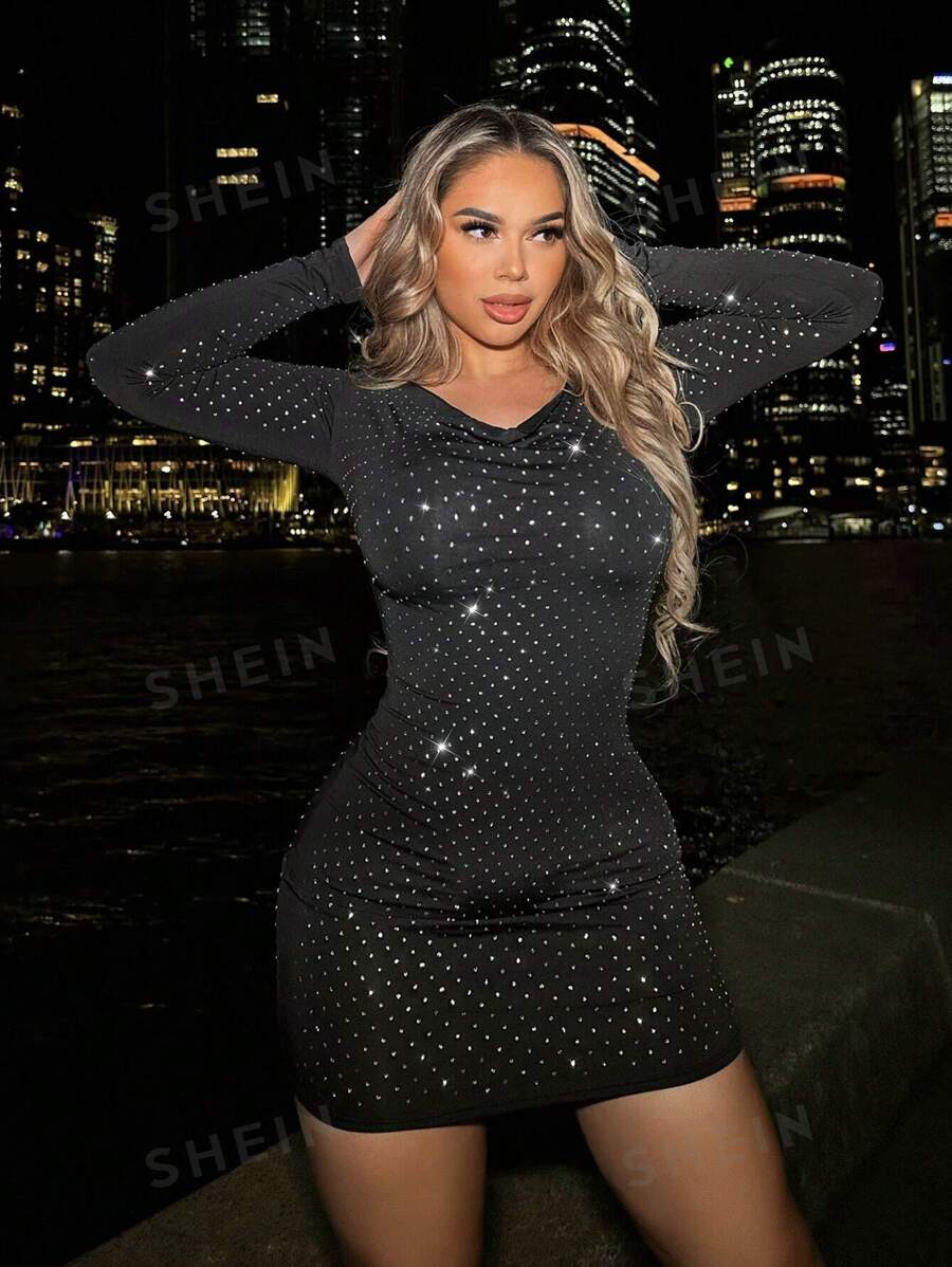 SHEIN SXY Vestido ajustado con diseño de diamante de imitación con capucha Mujer