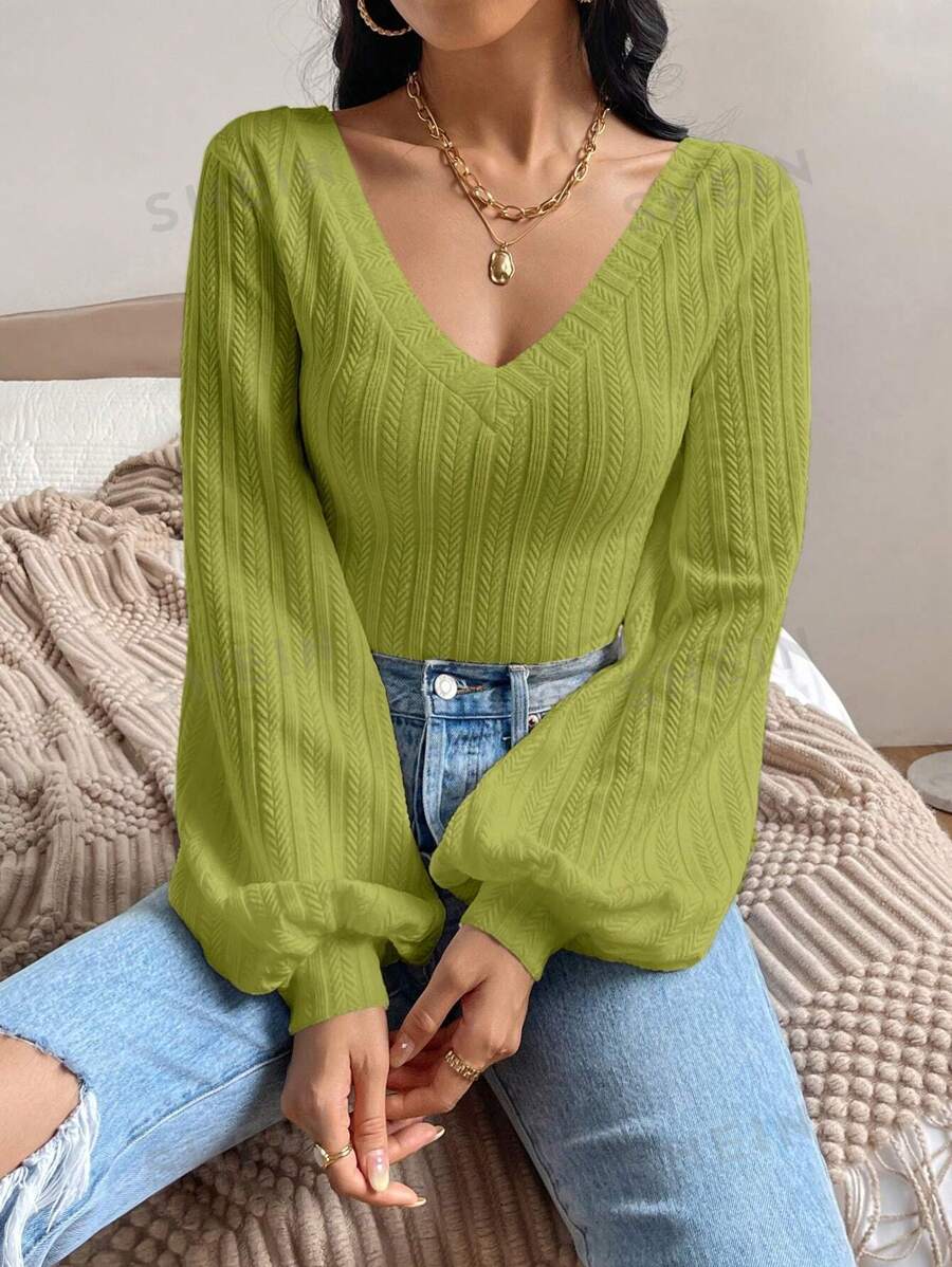 SHEIN Privé Camiseta unicolor de manga farol de cuello V tejido de canalé mujer