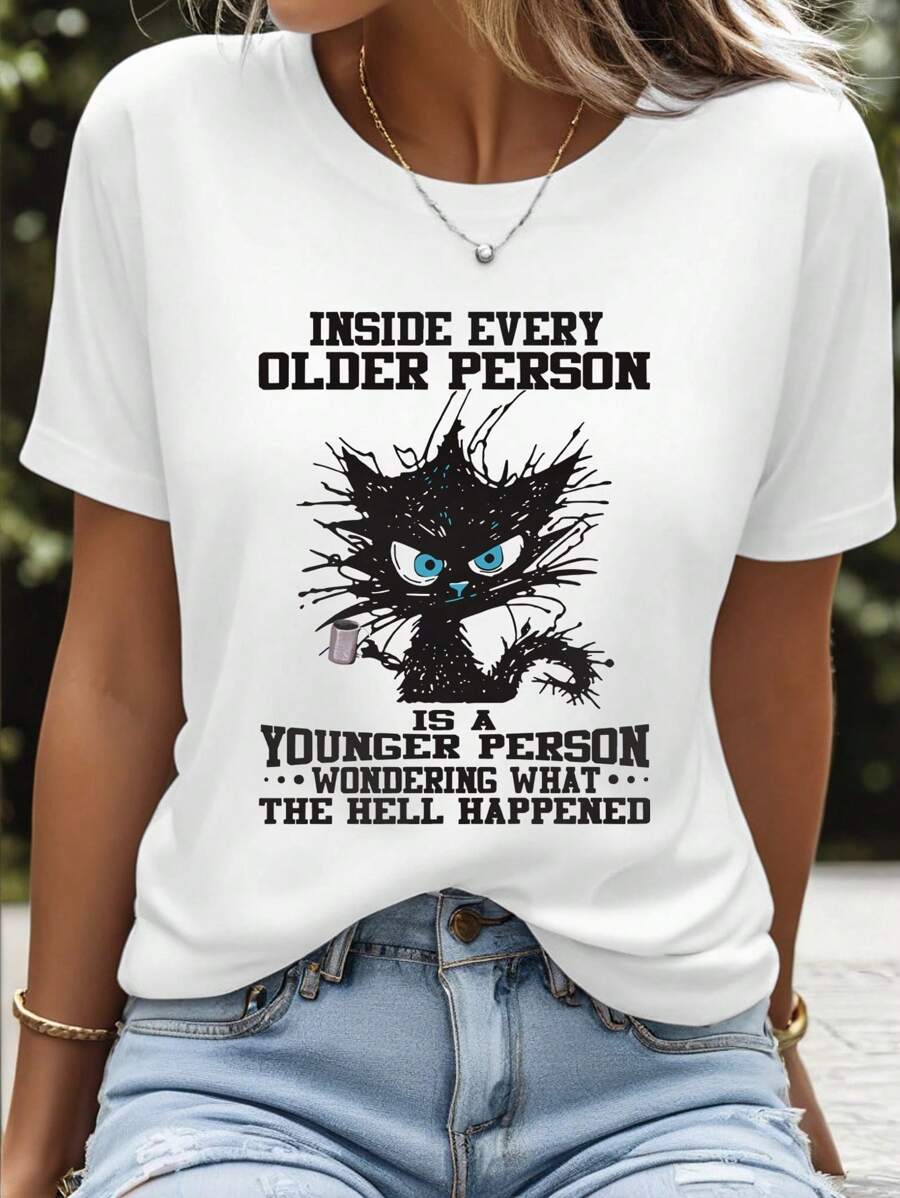 SHEIN LUNE Camiseta con gráficos de letras divertidas de gato enojado para mujer - 'Cada persona mayor tiene un corazón joven' Impresión de letras en cuello redondo y manga corta
