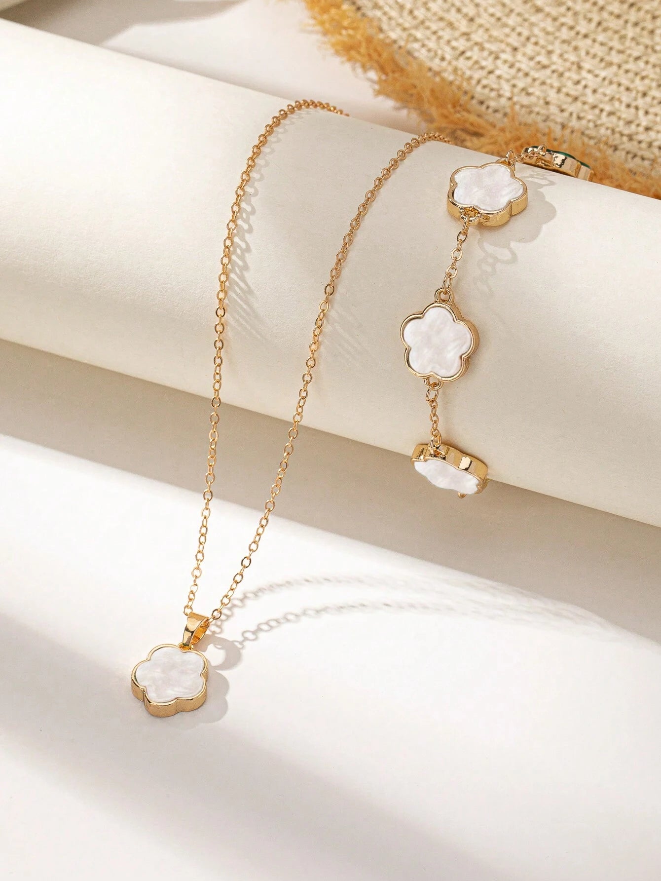 1 Conjunto De Collar De Dije Con Trébol De La Suerte Del Estilo De La Playa Y Pulsera Encantadores Y Modernos, Joyería Bohemia, Perfecto Regalo Del Día De La Madre Para Uso Diario Para Mujeres
