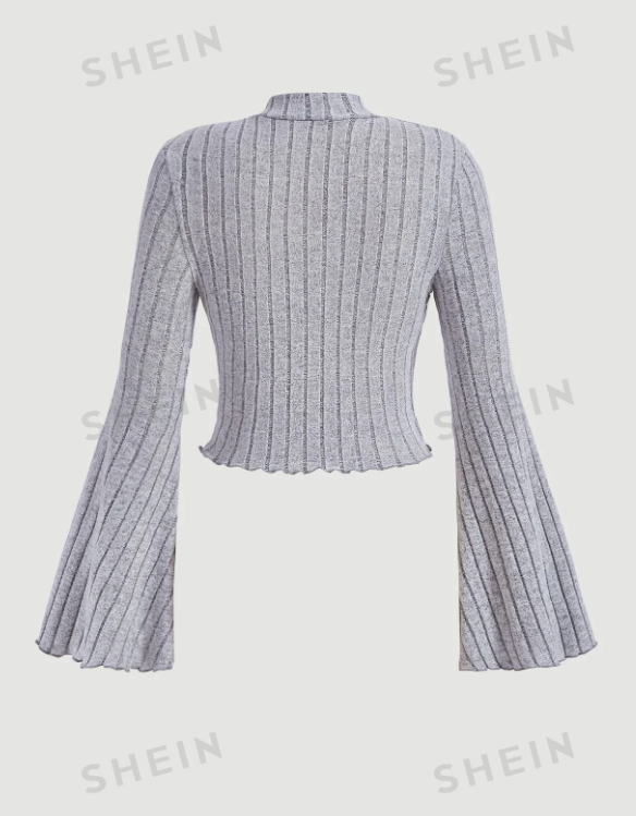 SHEIN MOD Camiseta crop de cuello alto ribete en forma de lechuga de manga campana
