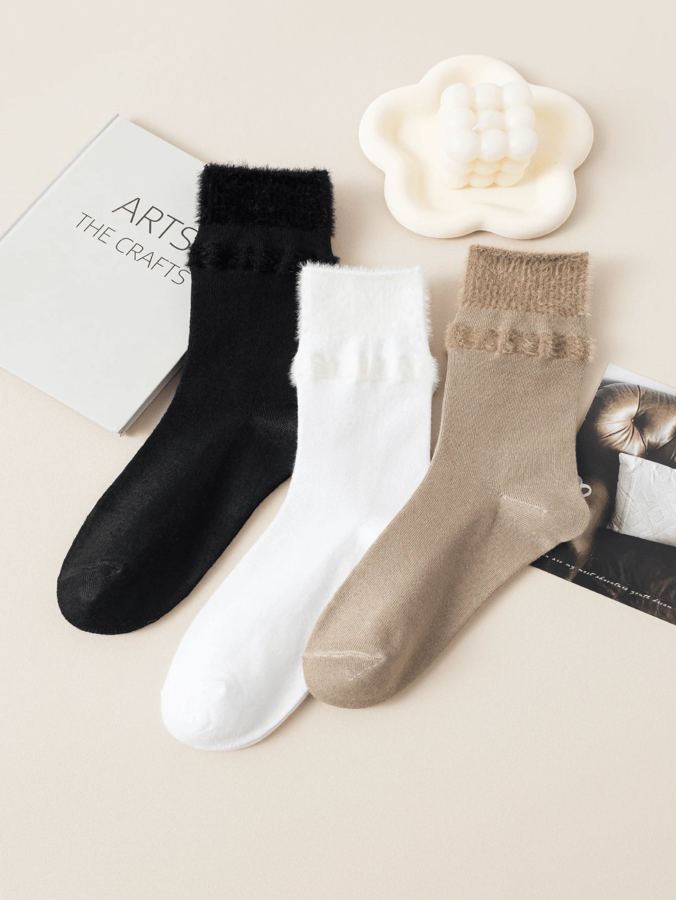 3 pares de calcetines para mujeres, de unicolor, respirables y cálidos con peluche, nuevos lanzamientos de otoño, calcetines esponjosos