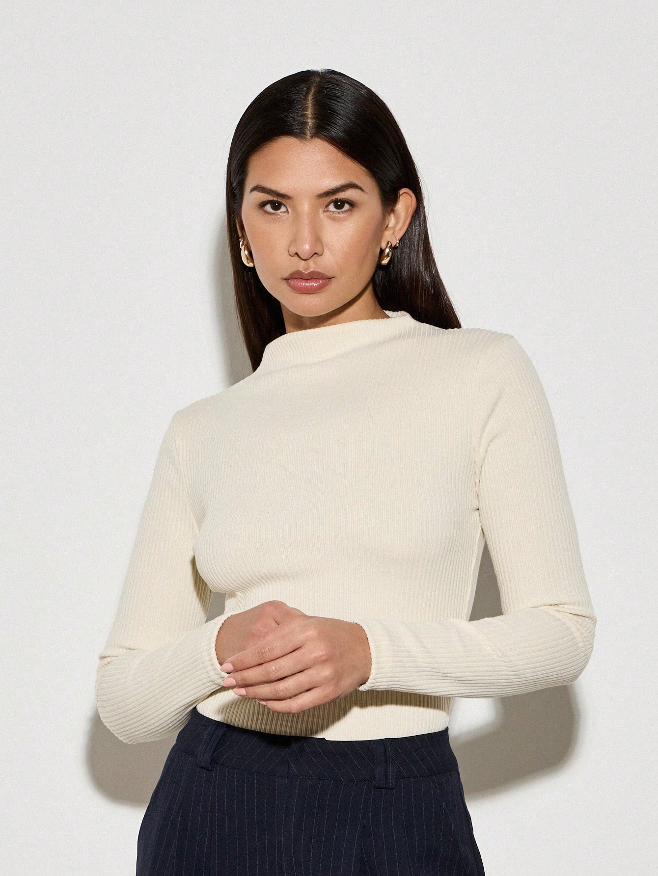 AiiRZ Blusa de cuello alto estriado de manga larga, ajustada, básica, esencial para el otoño e invierno, prenda de armario ideal para la oficina y el trabajo profesional