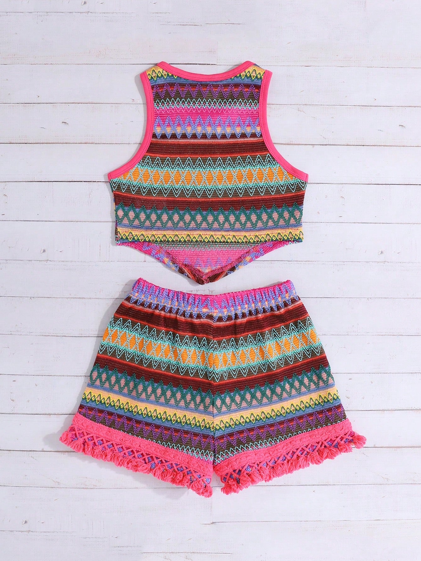 Conjunto de top de tirantes sin mangas de cuello redondo y pantalones cortos con dobladillo asimétrico para niña preadolescente de vacaciones