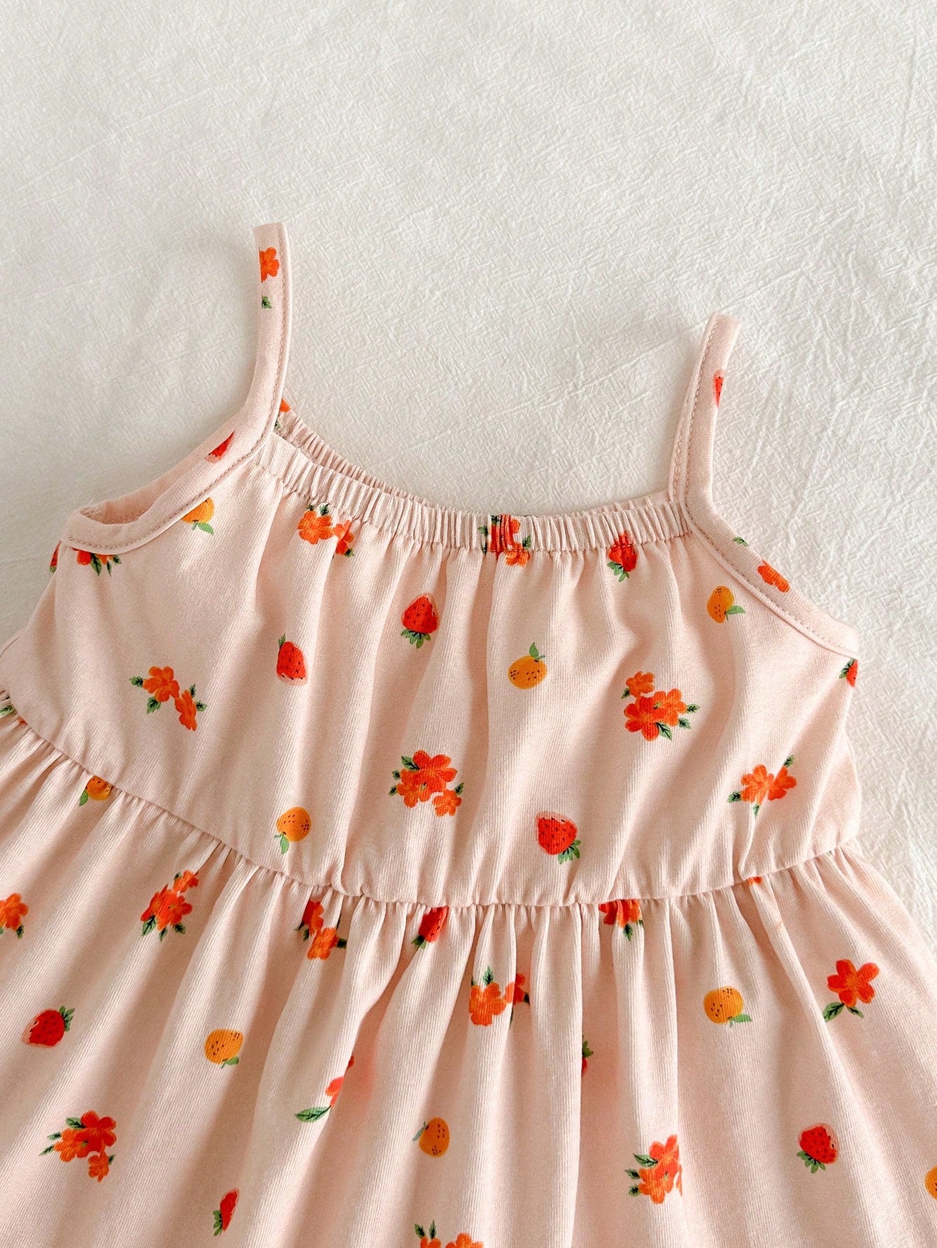 Cozy Pixies Vestido de niña bebé con estampado floral y cintura de tirantes