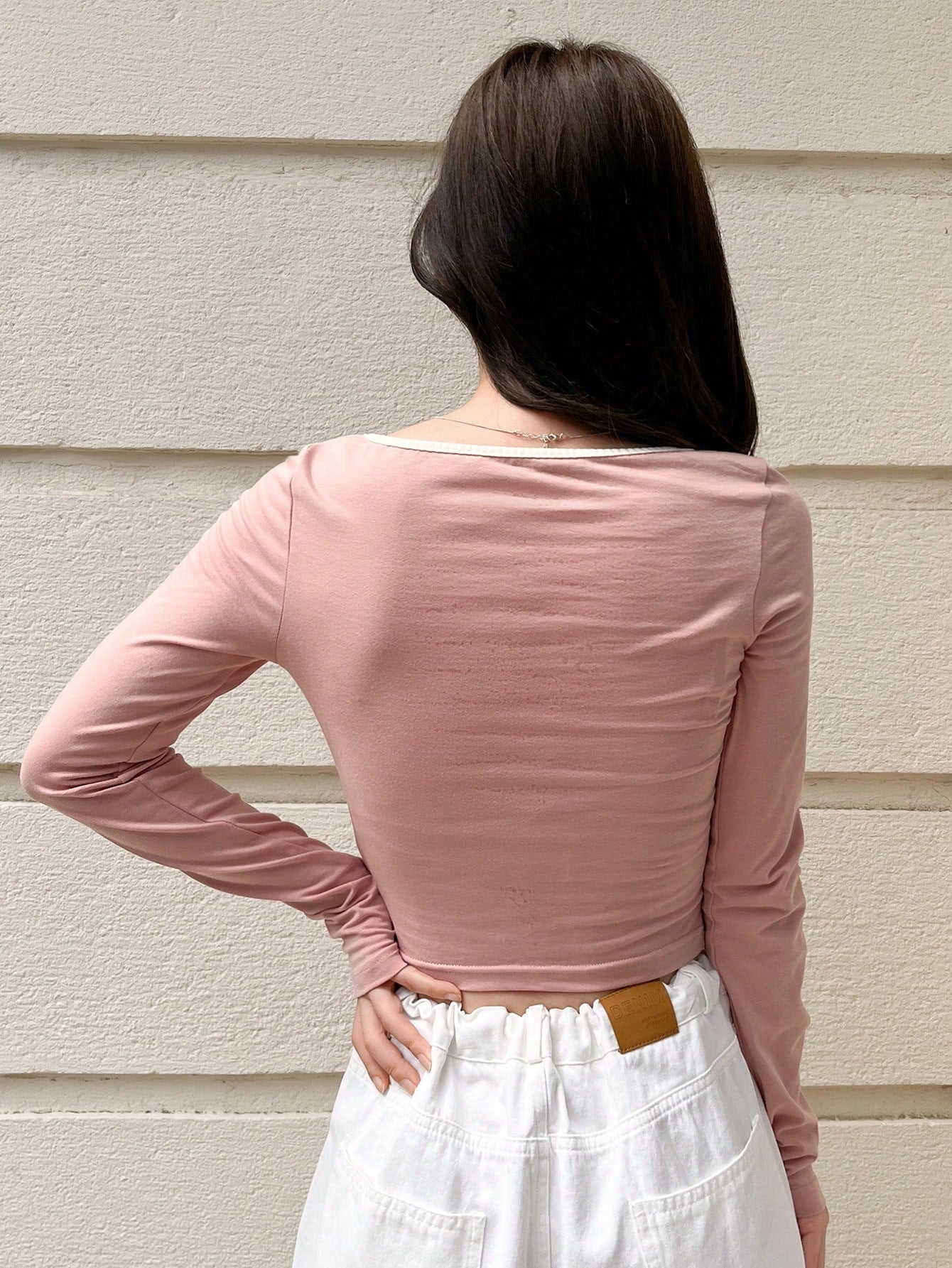 DAZY Camiseta corta de mujer con estampado de letras, para primavera y otoño, de uso casual