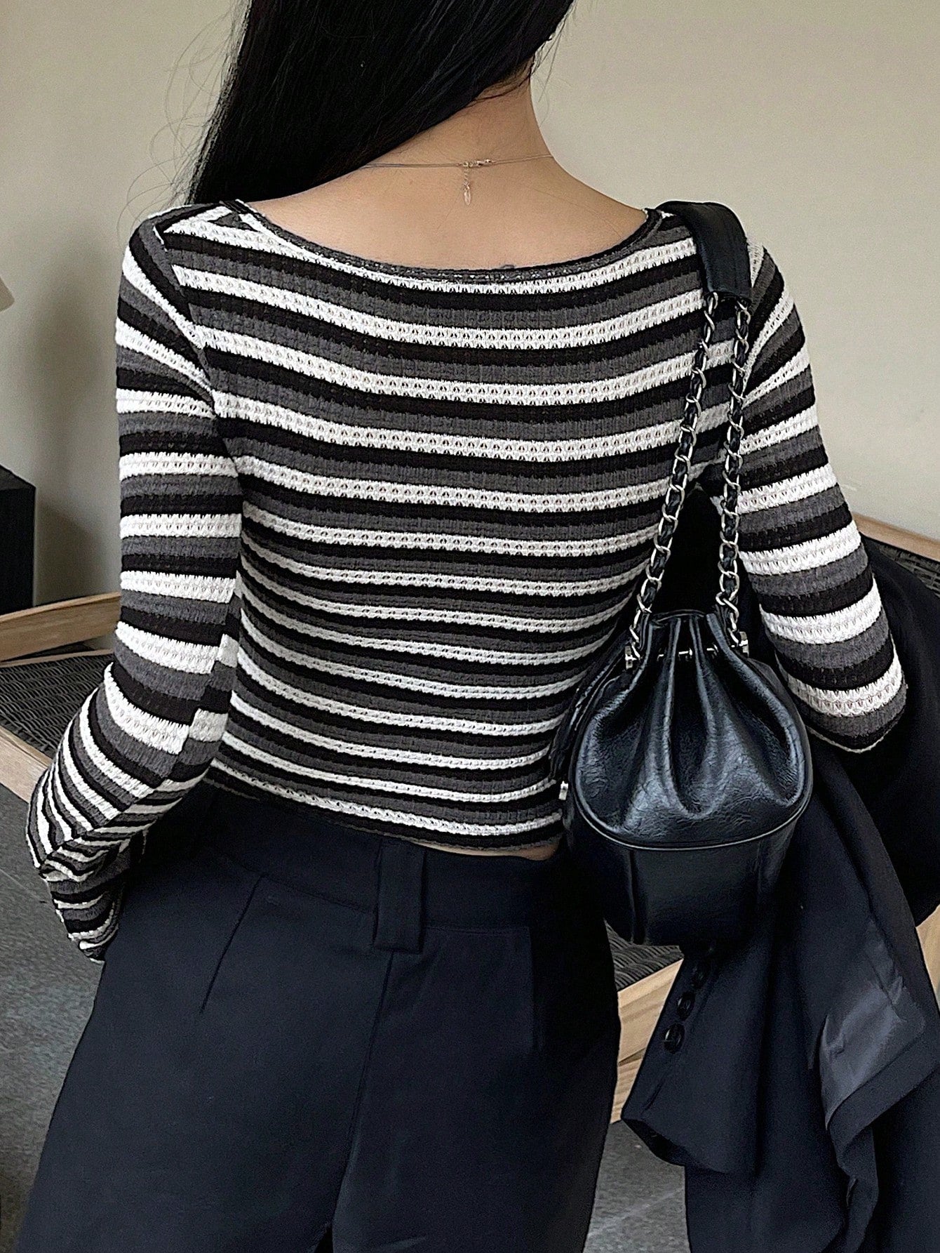 DAZY Camiseta de manga larga de cuello redondo a rayas para mujer, uso casual de todos los días