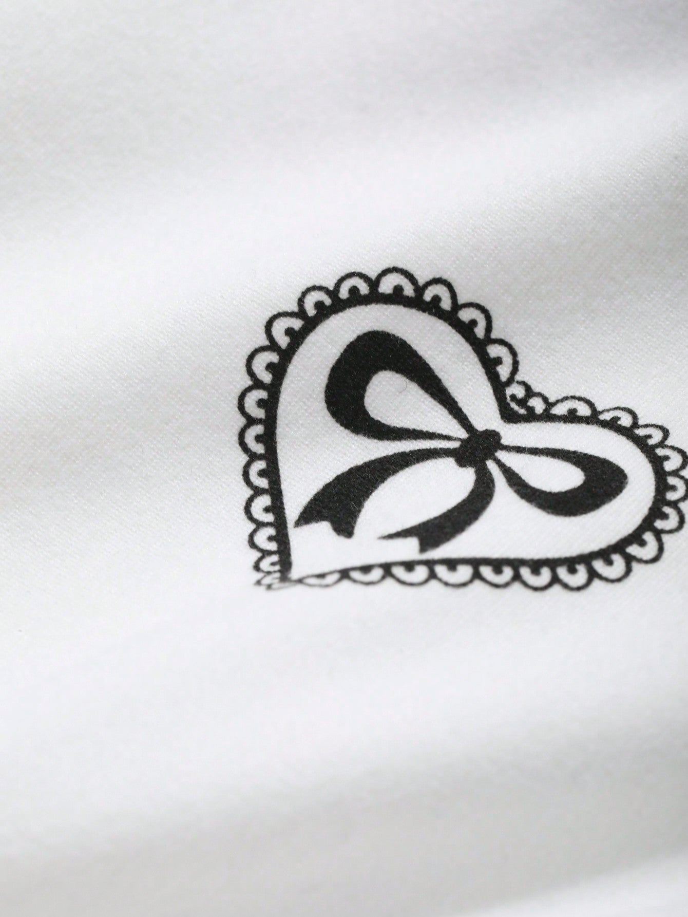 DAZY Camiseta de mujer de cuello redondo con mangas cortas con inserción de encaje en contraste