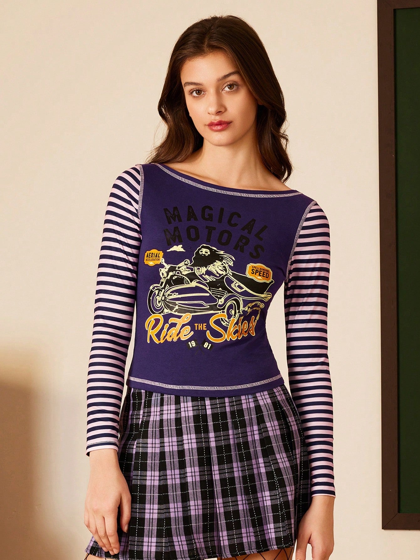 HARRY POTTER X SHEIN Camiseta entallada de mujer con patrón de rayas y figura y letras impresas