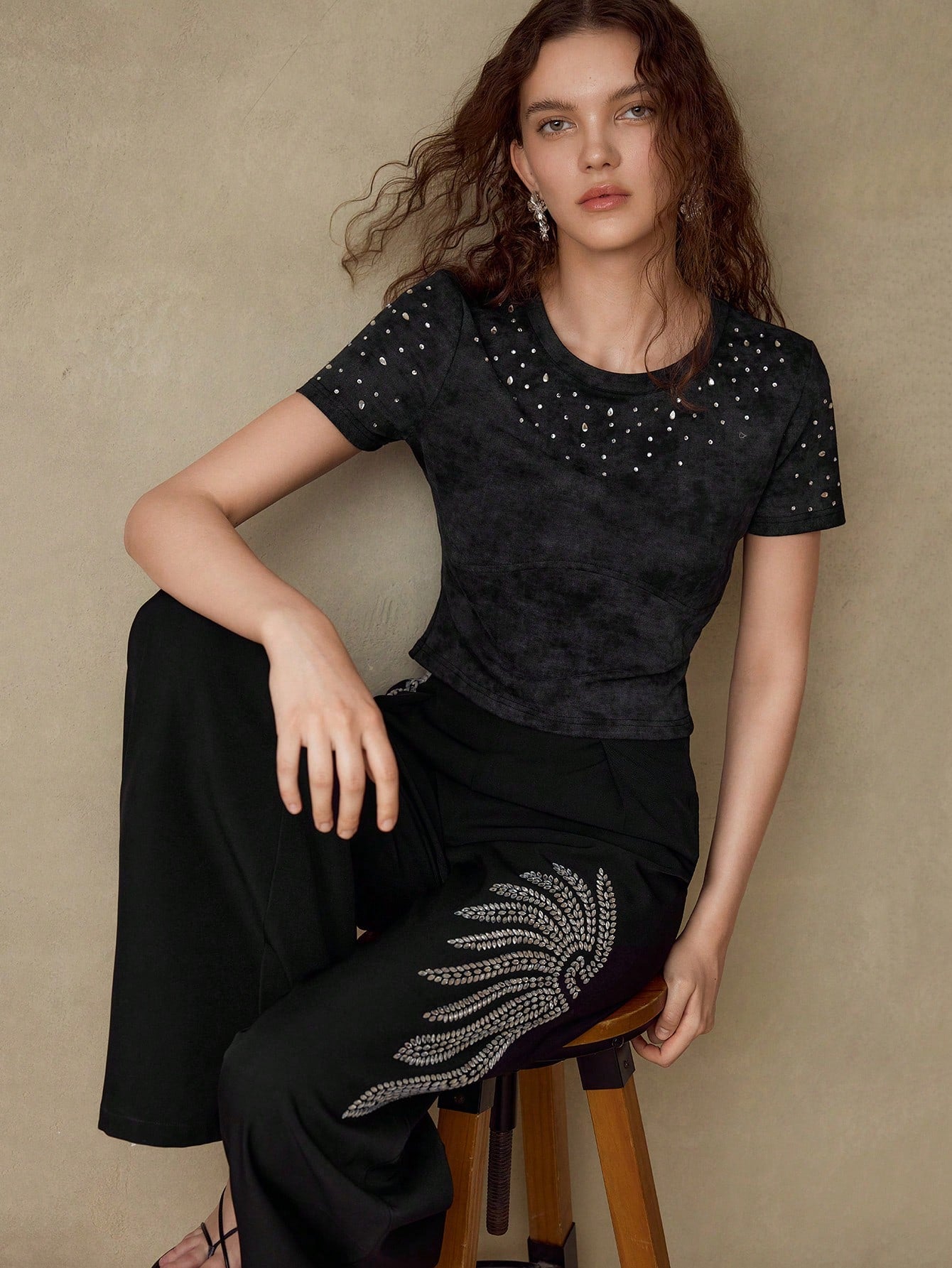 MOTF PREMIUM CAMISETA DE MANGA CORTA CON RHINESTONES