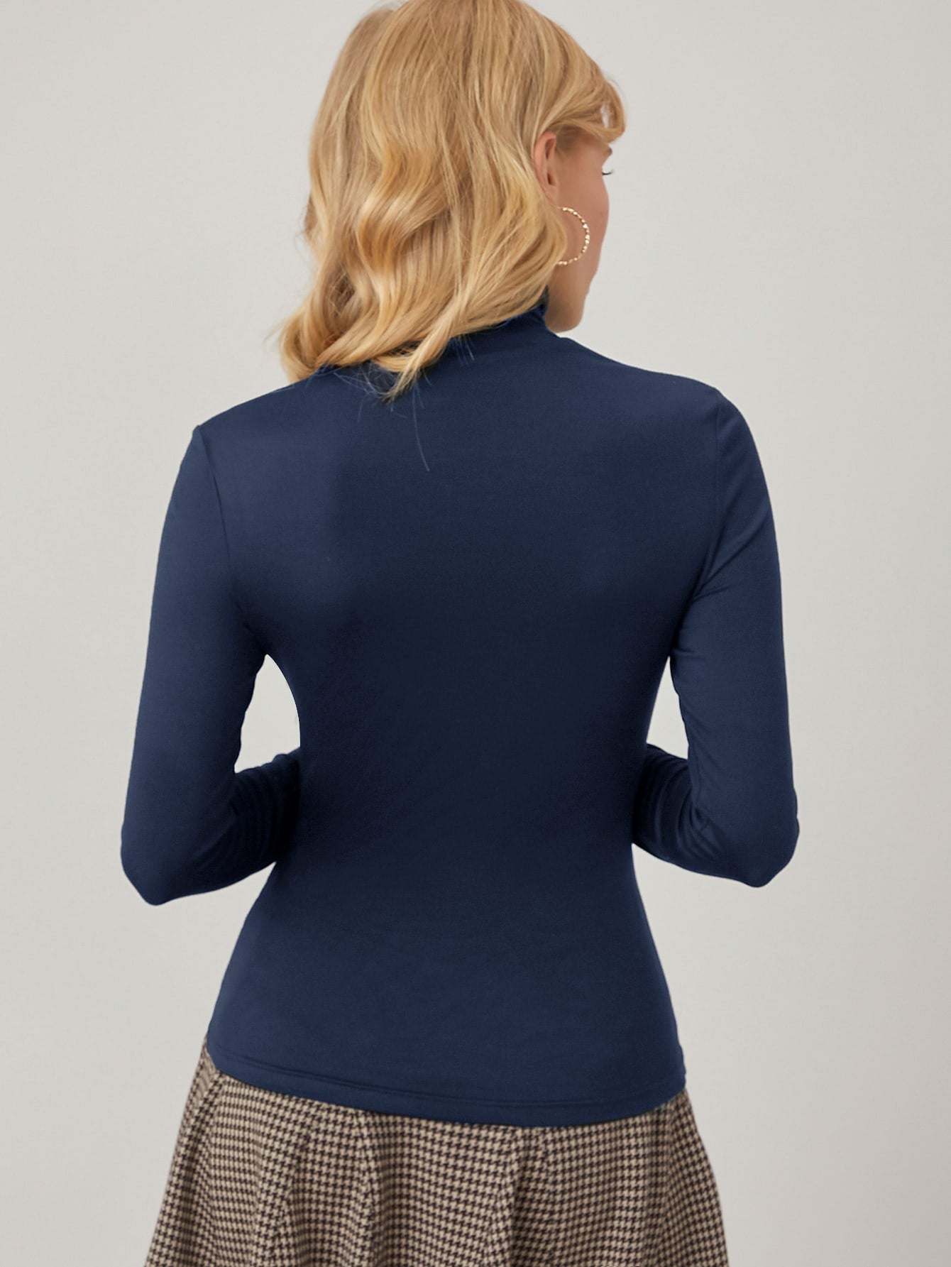 MOTF PREMIUM CAMISETA AJUSTADA DE CUELLO ALTO