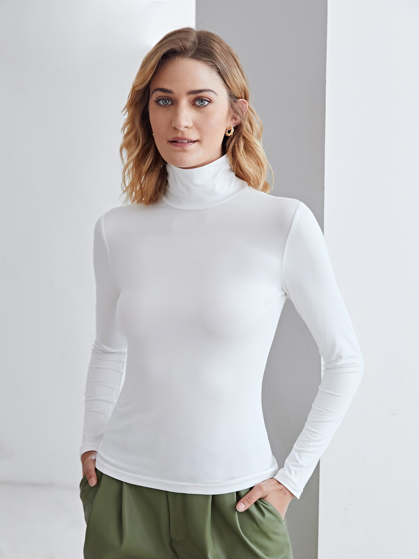 MOTF PREMIUM Camiseta delgado de cuello cisne