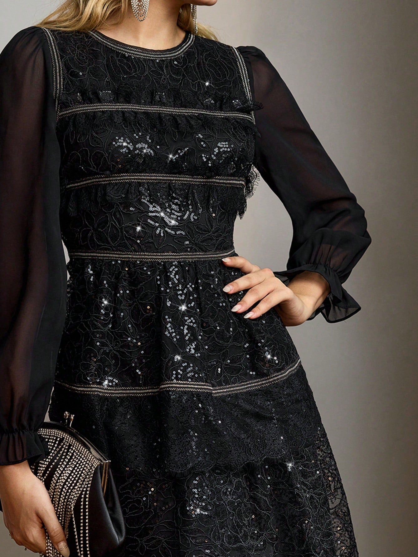 MOTF PREMIUM Vestido largo con manga acampanada, tela de malla bordada con lentejuelas y dobladillo en capas