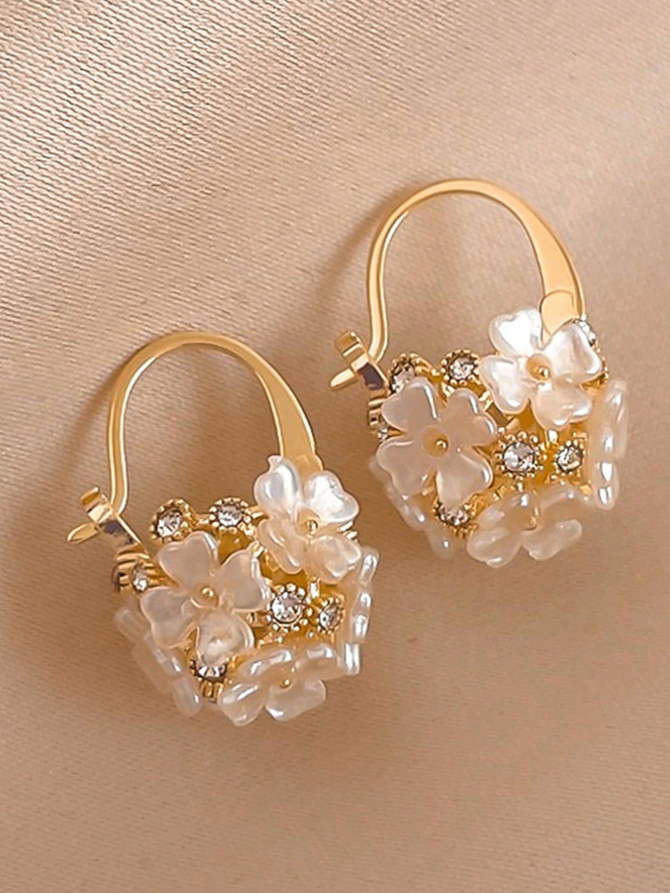 1 Par De Aretes De Lujo Y Moda Con Forma De Flores En Estilo De Bosque, Esfera Incrustada Con Diamantes De Imitación