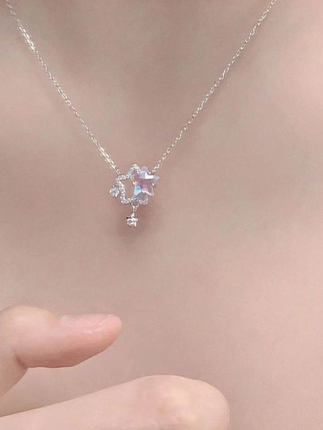 1 Collar De Estrella Iridiscente, Nueva Cadena De Clavícula De Moda De Sensación De Alta Calidad Para Mujeres En Verano