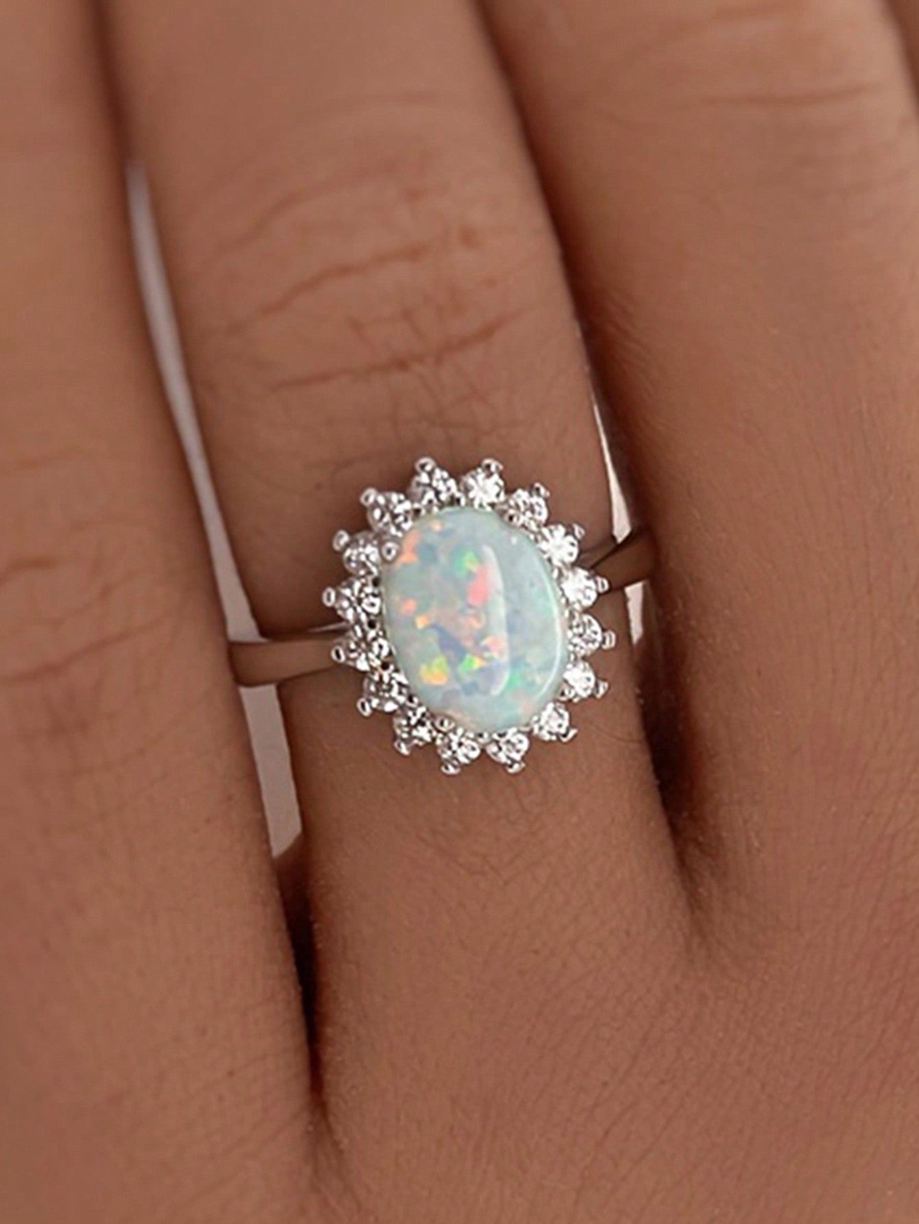 1 Anillo De Promesa Elegante Con Incrustaciones De Joya Ovalada Brillante, Hermoso Y Tentador, Anillo De Compromiso/boda, Joyería De Lujo De Doble Cara