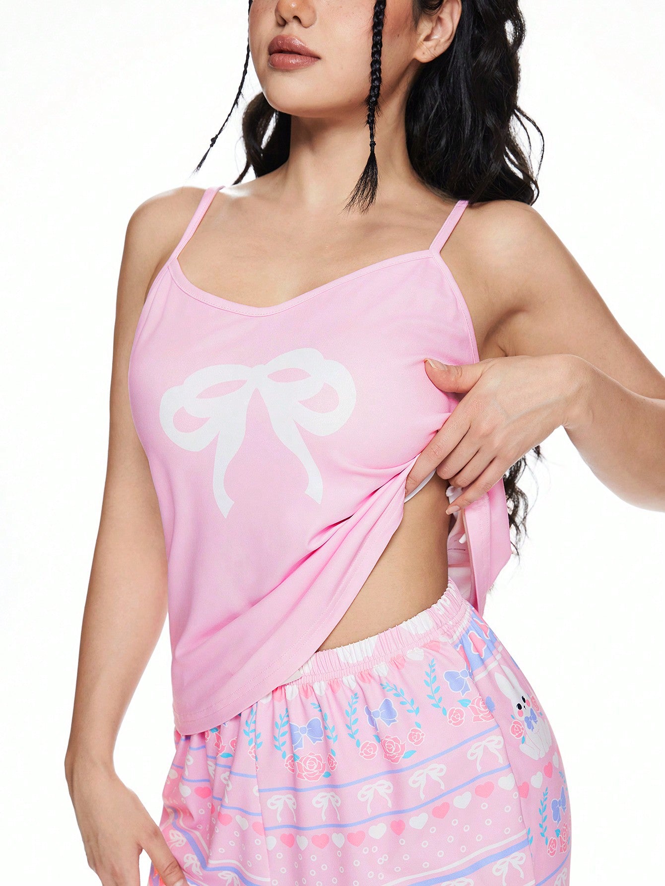 ROMWE Kawaii Conjunto de pijama informal de camiseta y pantalón corto con estampado de conejito Kawaii, rosa, corazón y lazo