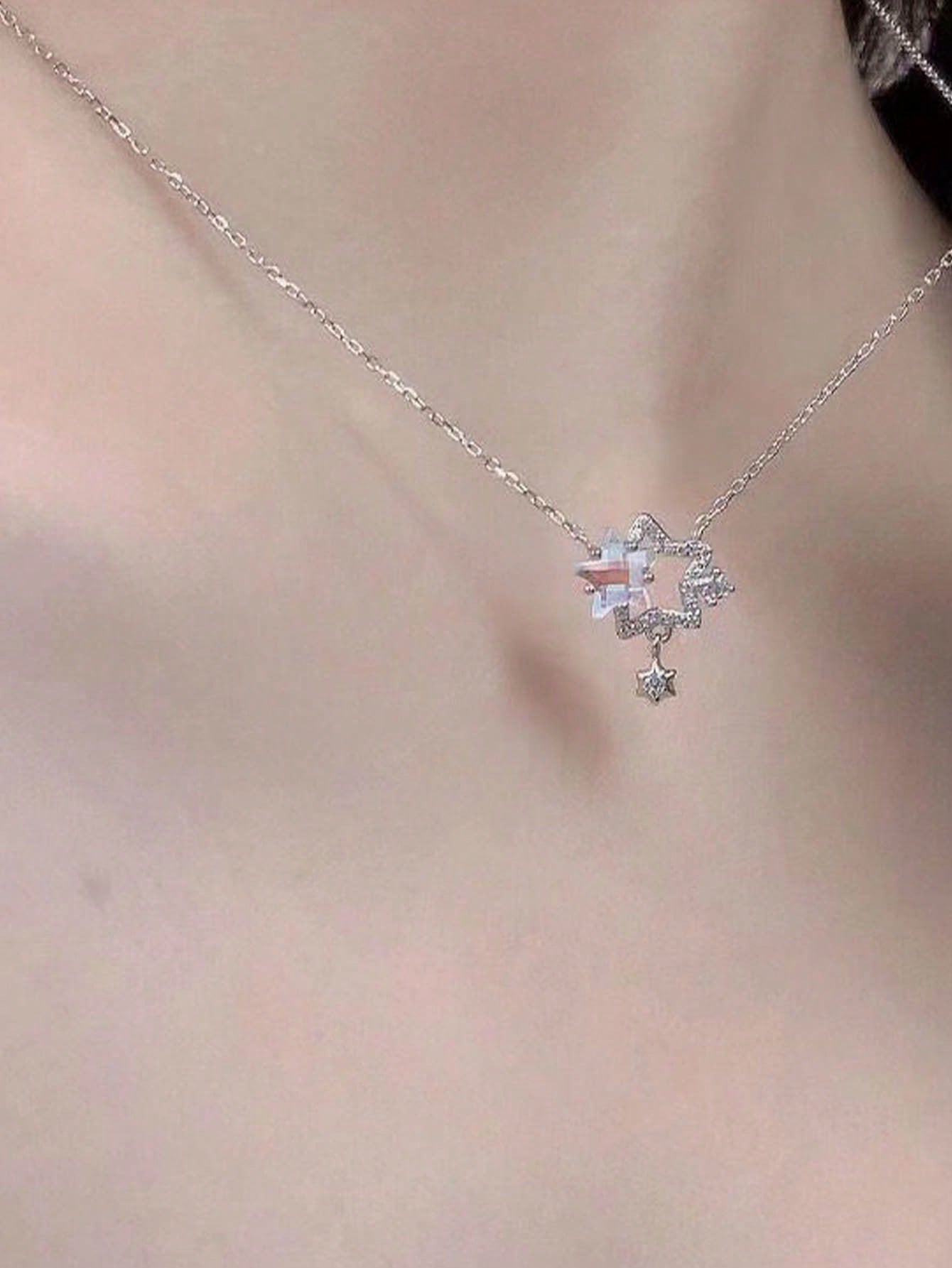 1 Collar De Estrella Iridiscente, Nueva Cadena De Clavícula De Moda De Sensación De Alta Calidad Para Mujeres En Verano