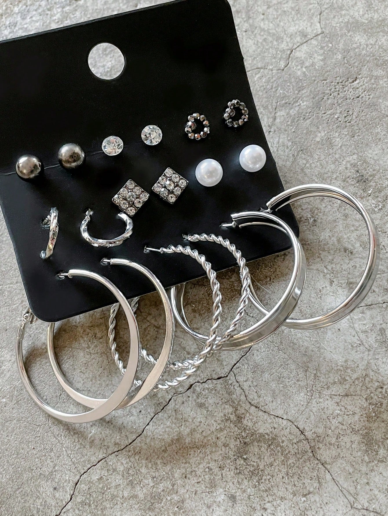 DAZY Conjunto De 9 Pendientes Elegantes De Perlas Sintéticas Y Diamantes De Imitación Para Mujeres