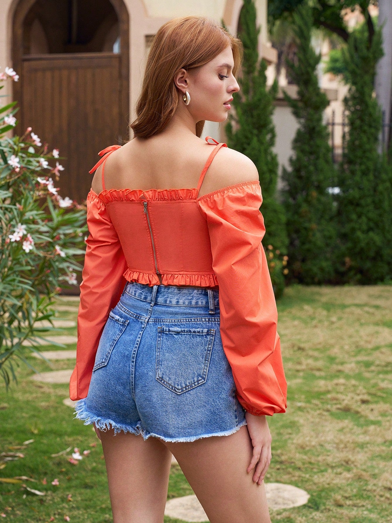 Garden Grace Blusa con volantes en el bajo y mangas tipo linterna, ropa de mujer de diseñador para otoño