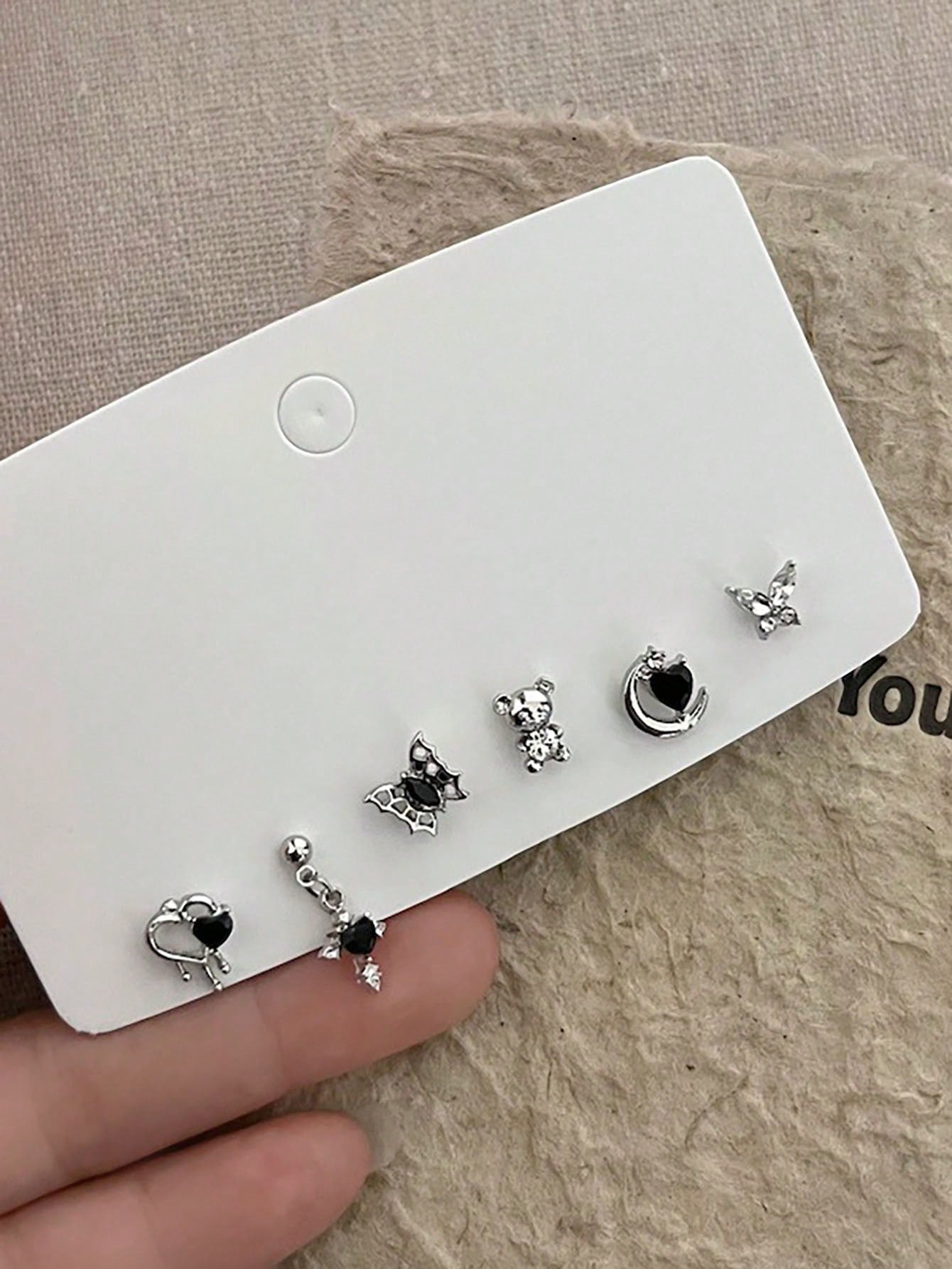Conjunto de 6 piezas de pendientes de estilo punk minimalista con forma de mariposa superetérica y diseño único, adecuados para usar y usar en la vida diaria, fiestas, viajes y otras ocasiones