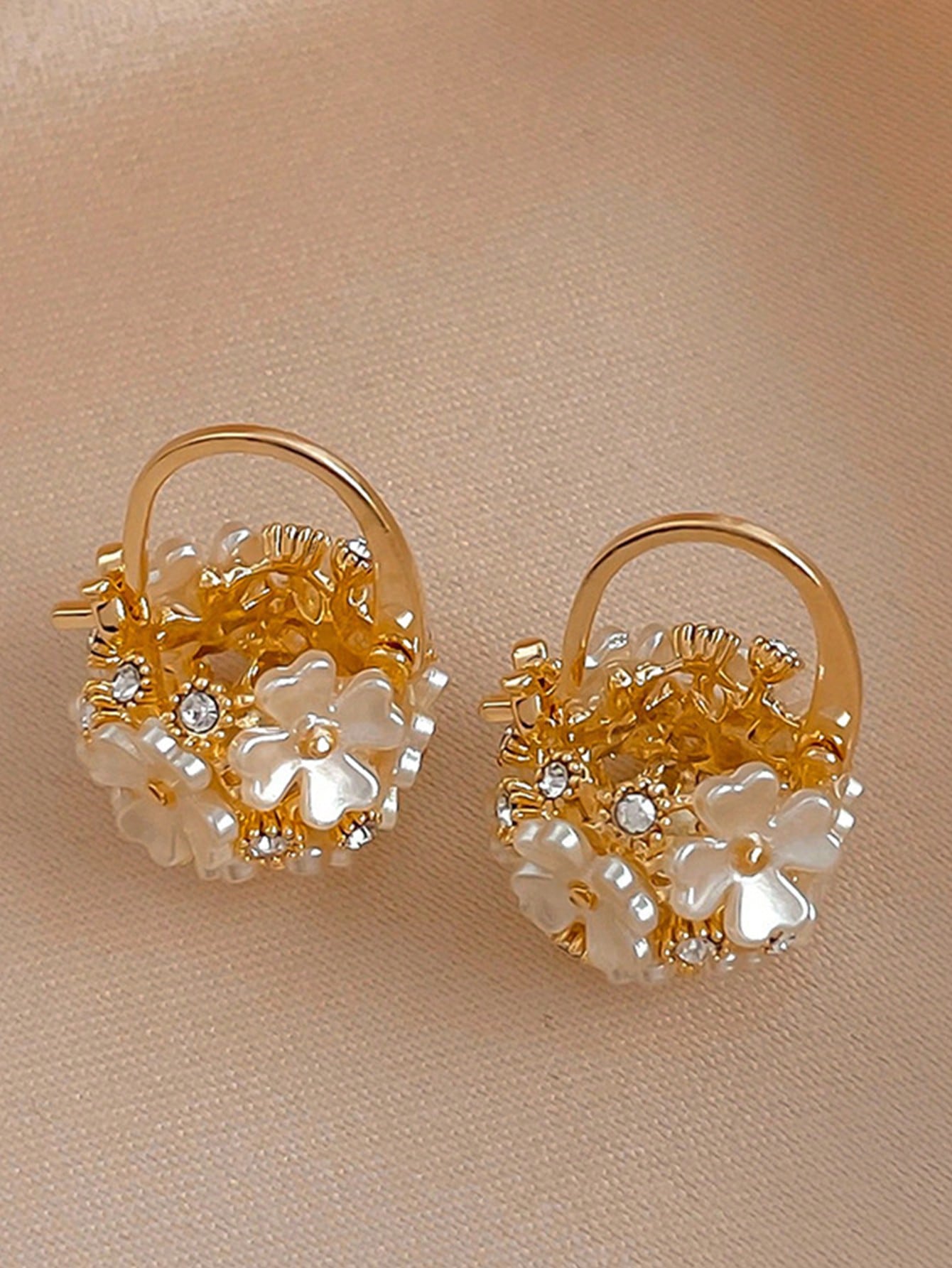 1 Par De Aretes De Lujo Y Moda Con Forma De Flores En Estilo De Bosque, Esfera Incrustada Con Diamantes De Imitación