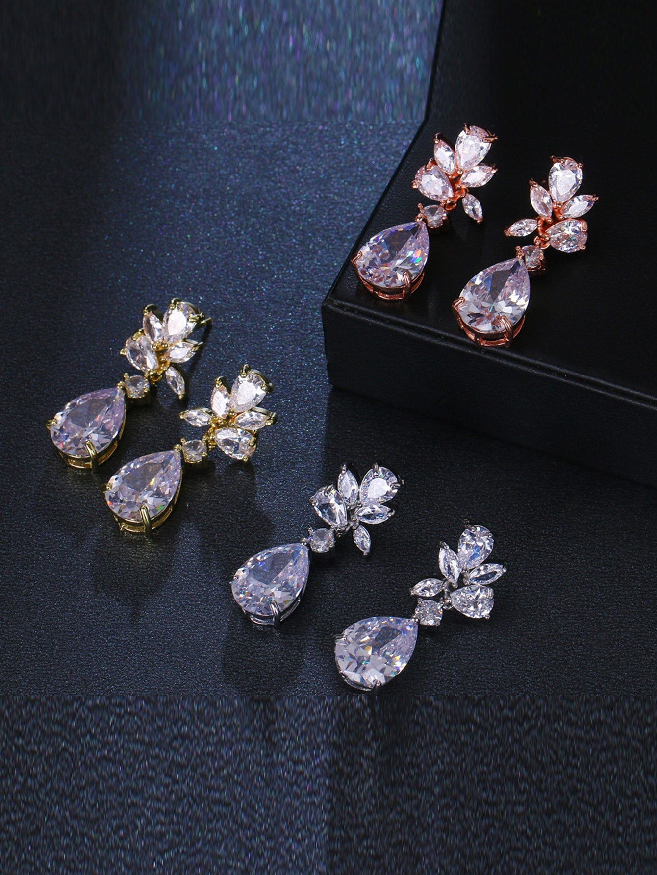 1 par de aretes de lujo con decoración de rhinestones con forma de gota de agua para novia, para boda, real, Halloween