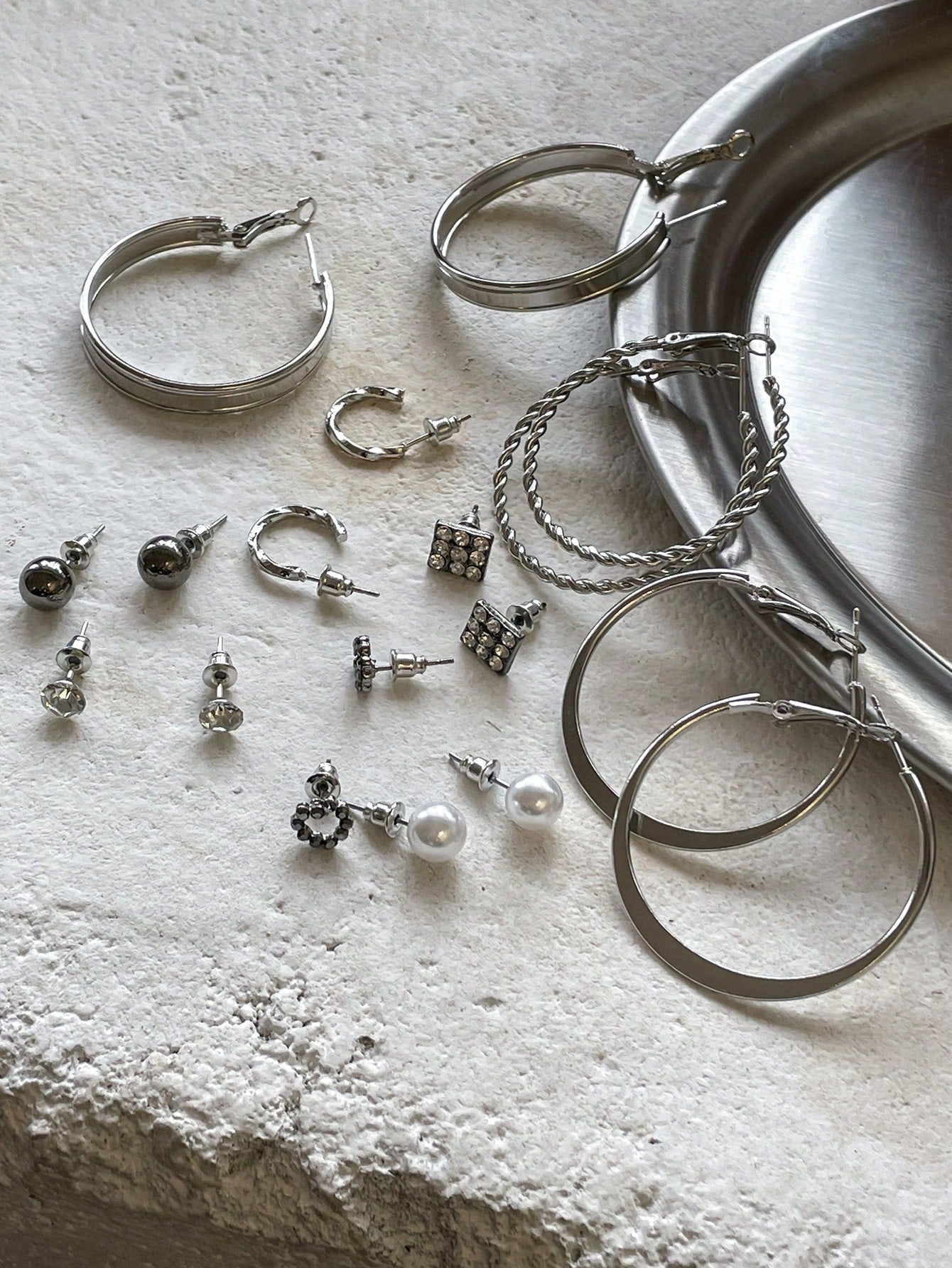 DAZY Conjunto De 9 Pendientes Elegantes De Perlas Sintéticas Y Diamantes De Imitación Para Mujeres