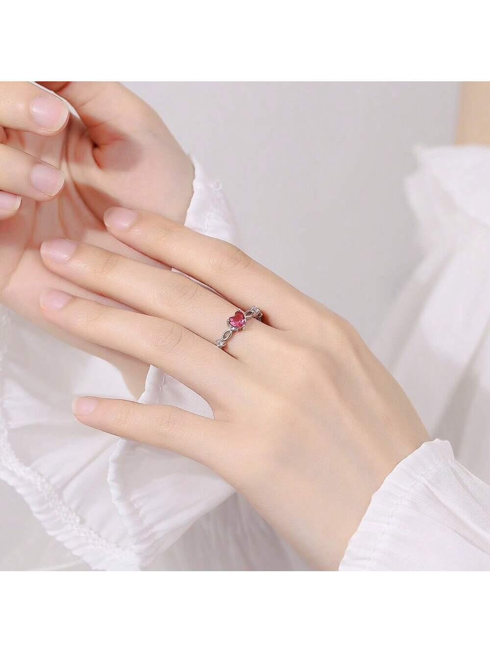 1 pieza Anillo ajustable con decoración de circonita roja con forma de corazón, de moda y casual, adecuado para uso diario, fiestas, regalos, joyería de mujer