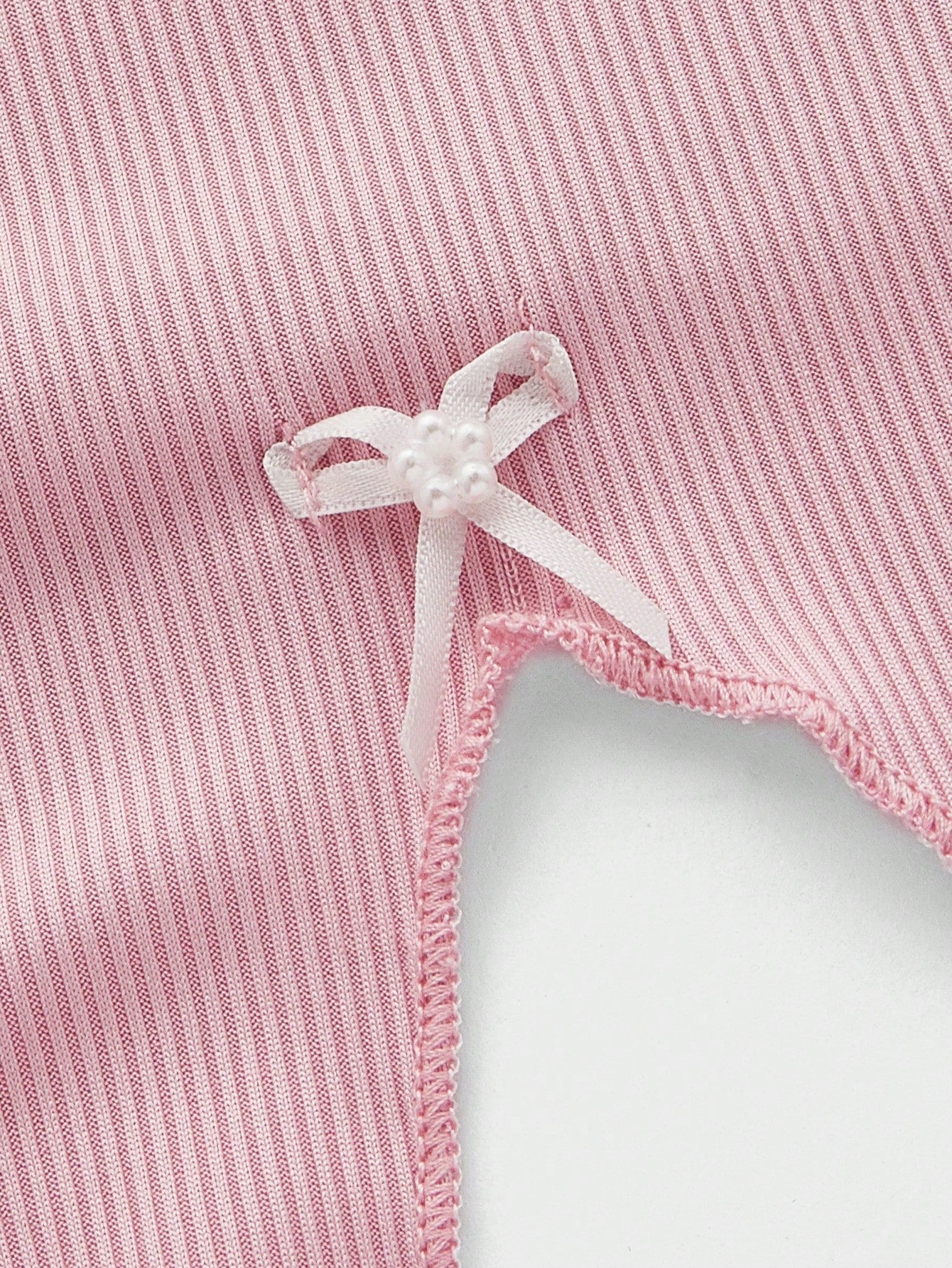 ROMWE Kawaii Camiseta con hombros descubiertos, bajo asimétrico y decoración de lazo, linda