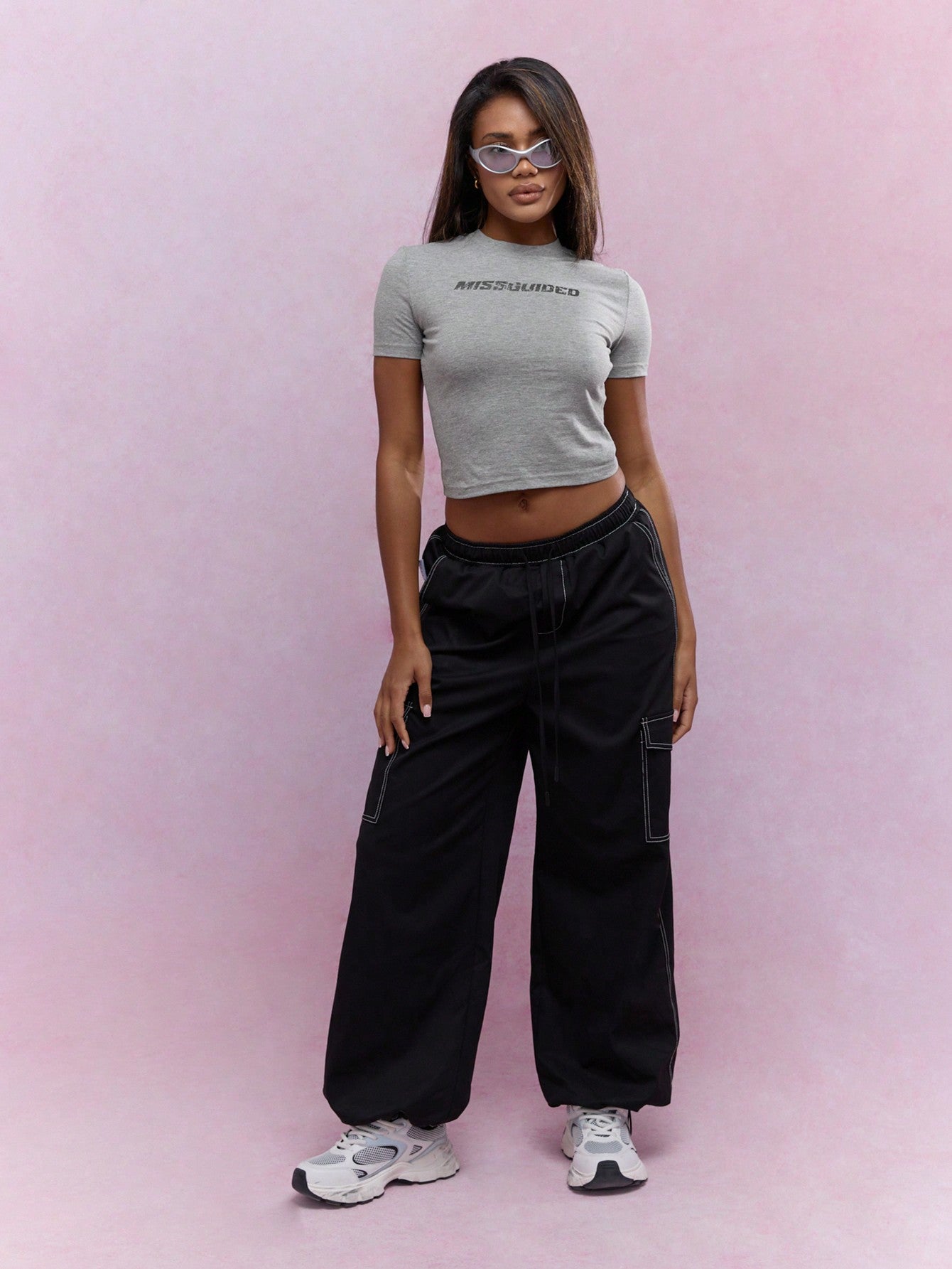 MISSGUIDED Camiseta ajustada de bebé de punto con estampado frontal