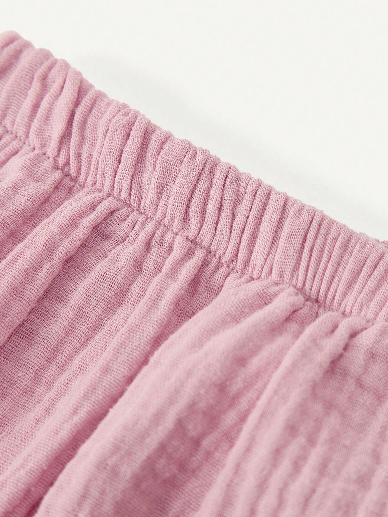 Cozy Pixies Conjunto casual para bebé niña con blusa de cuello cuadrado estampada con flores y conejos con ribete de volantes, y pantalón corto tipo bombacho