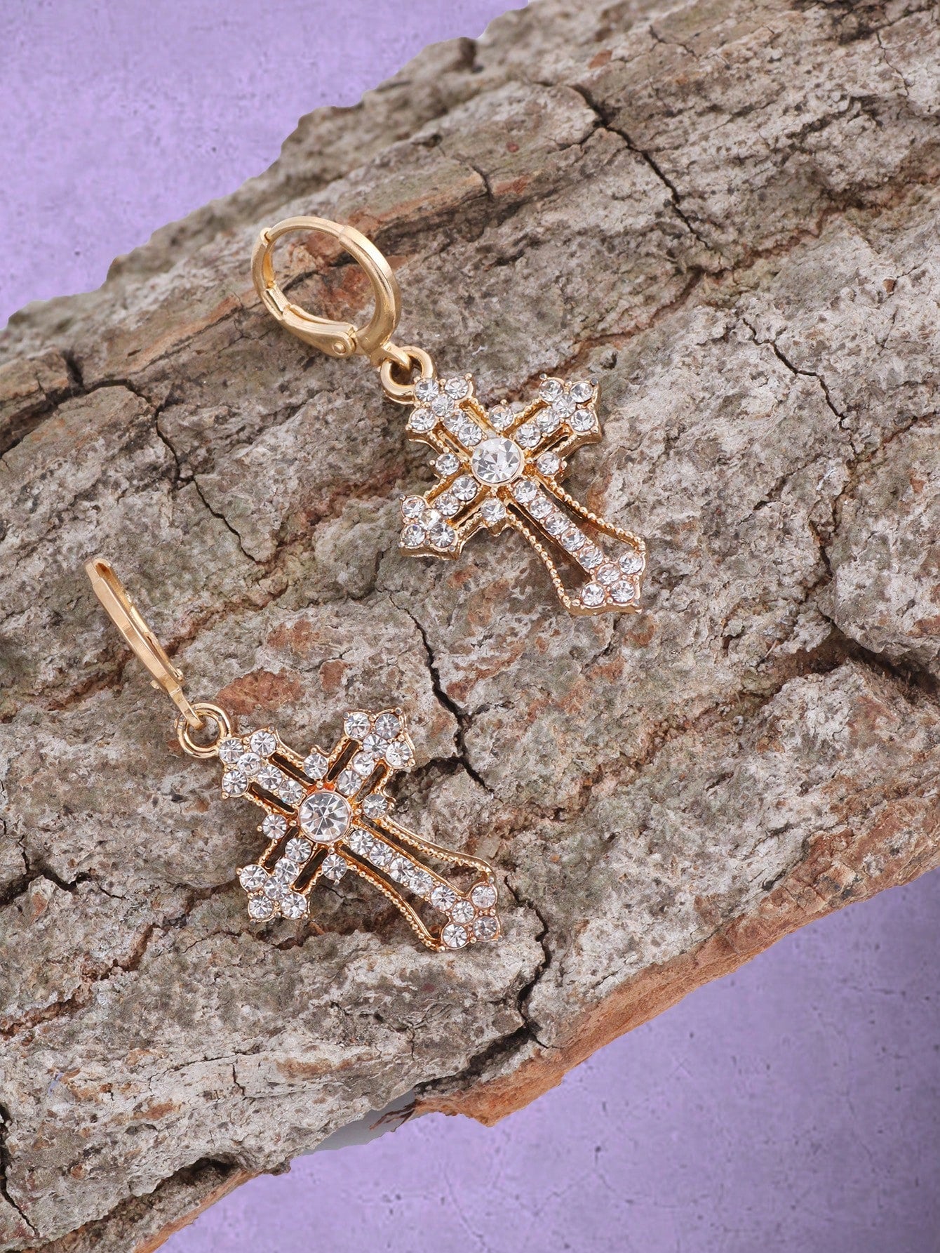 ROMWE Goth 1 par Pendientes colgantes con cruz moda aleación de zinc con diamante de imitación para mujeres para regalo de citas