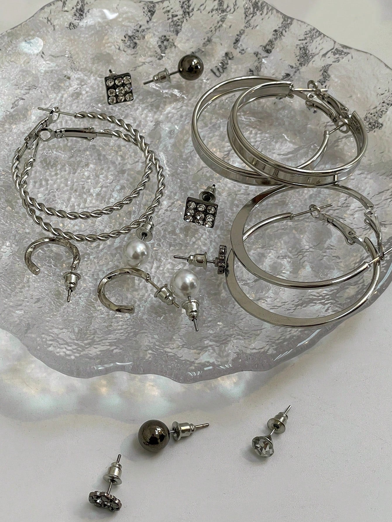 DAZY Conjunto De 9 Pendientes Elegantes De Perlas Sintéticas Y Diamantes De Imitación Para Mujeres