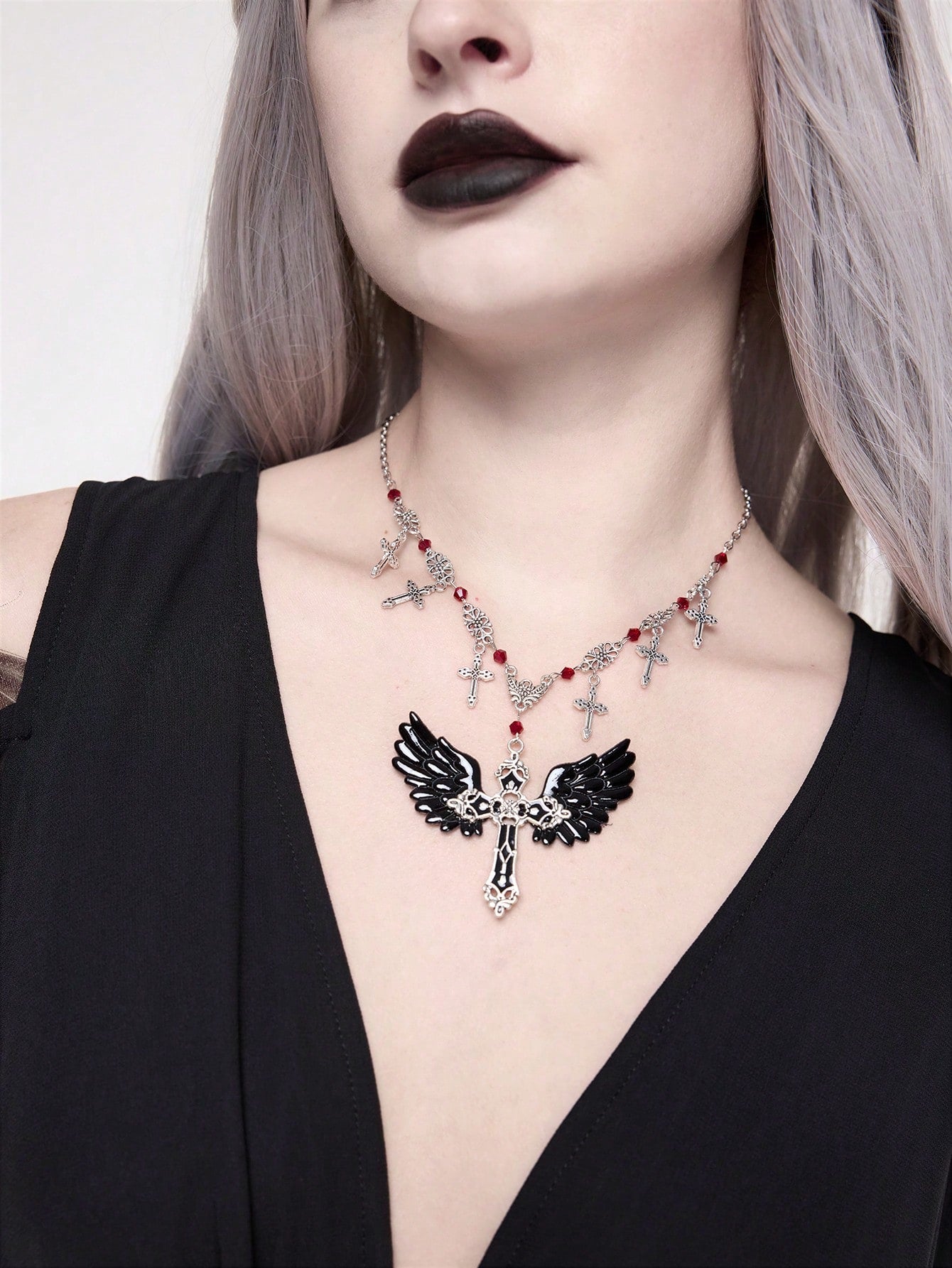 ROMWE Goth Collar con colgante de alas con cristales artificiales y flecos estilo gótico vintage de la cruz para mujeres