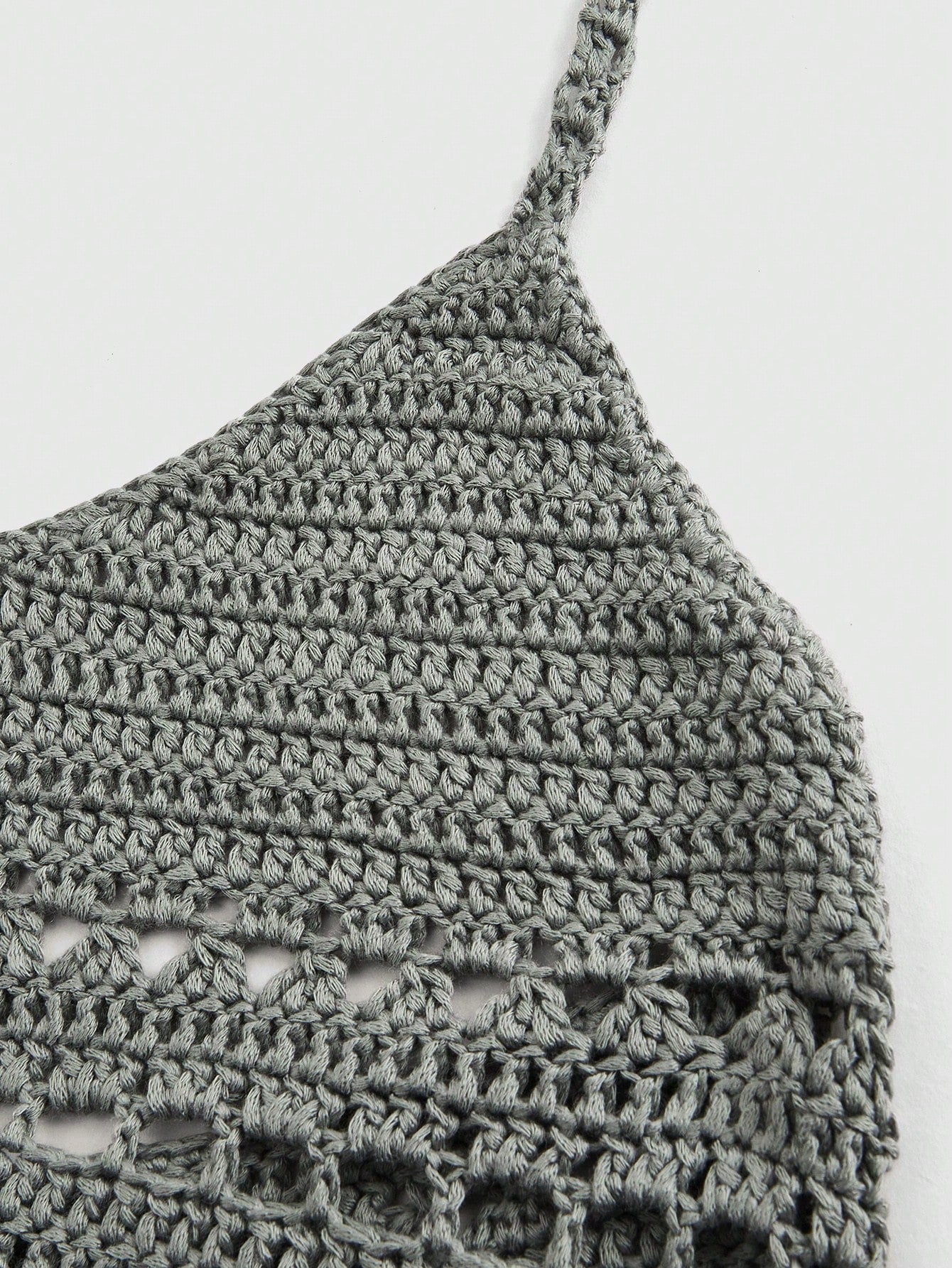 ROMWE Goth Estilo De Vacaciones, Top De Punto Con Cuello Halter, Detalles De Borlas Y Huecos Para Mujer