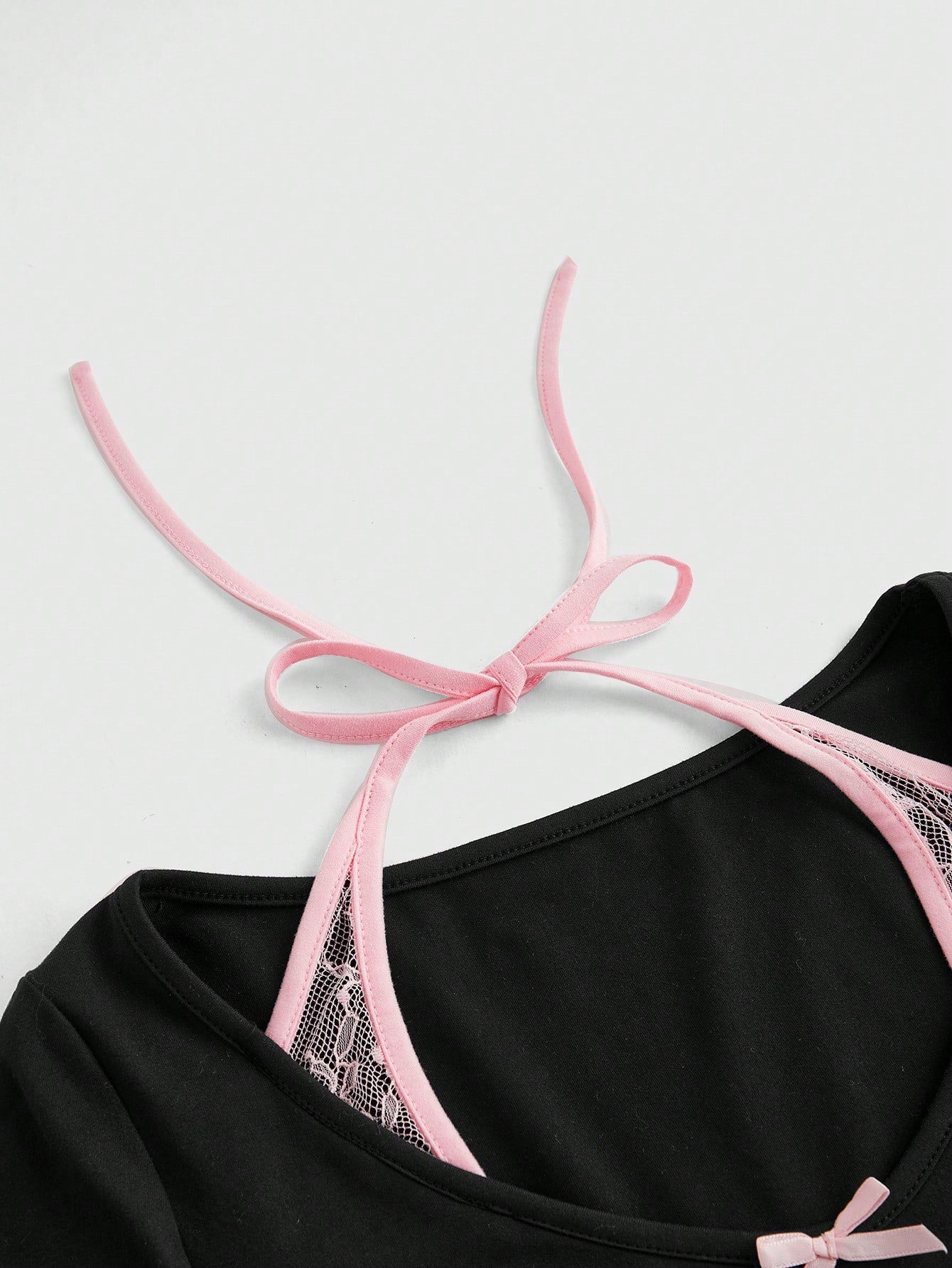 ROMWE Kawaii Camiseta 2 en 1 con lazo y recorte de estilo Y2K