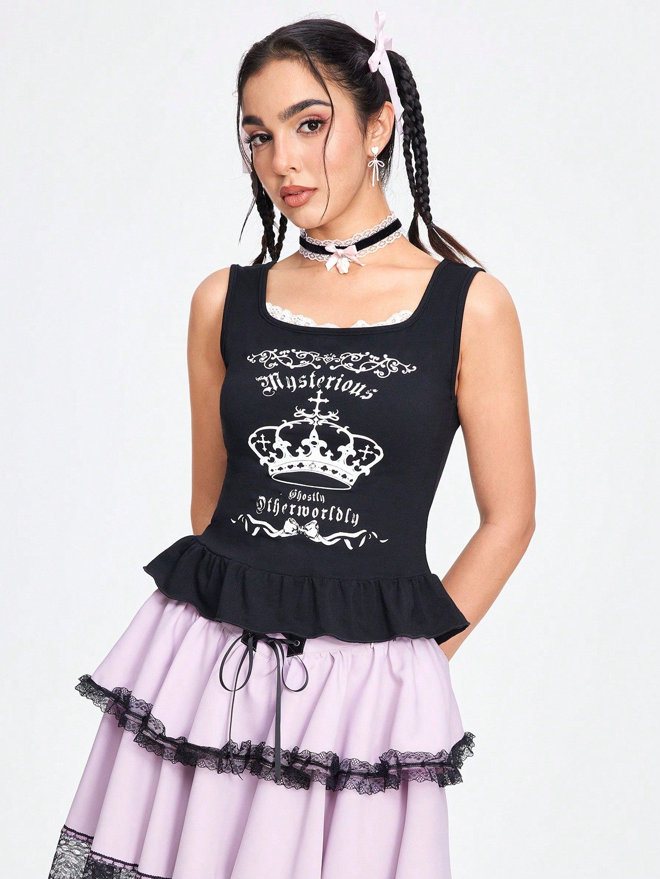 ROMWE Kawaii Camiseta sin mangas de verano para mujer con impresión de corona y letras, cordón y lazo para atar en la espalda
