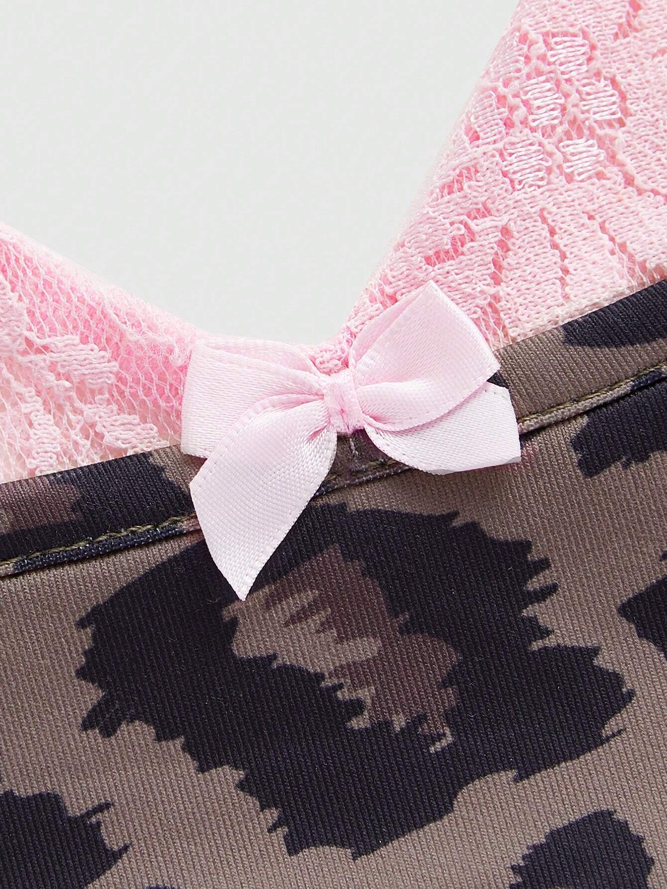 ROMWE Kawaii Parte superior de cami con encaje y lazo a lunares 2 en 1 para mujer, escuela