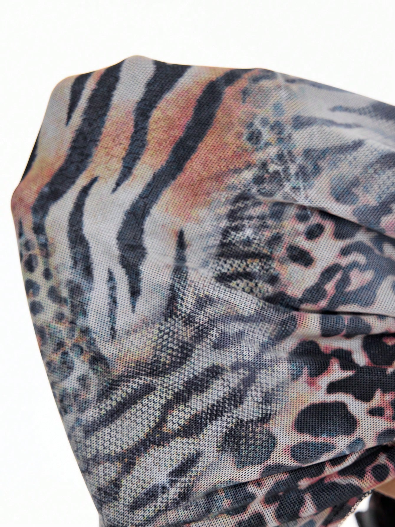 ROMWE Vestido corto con volantes y escote con cordón, estilo bohemio