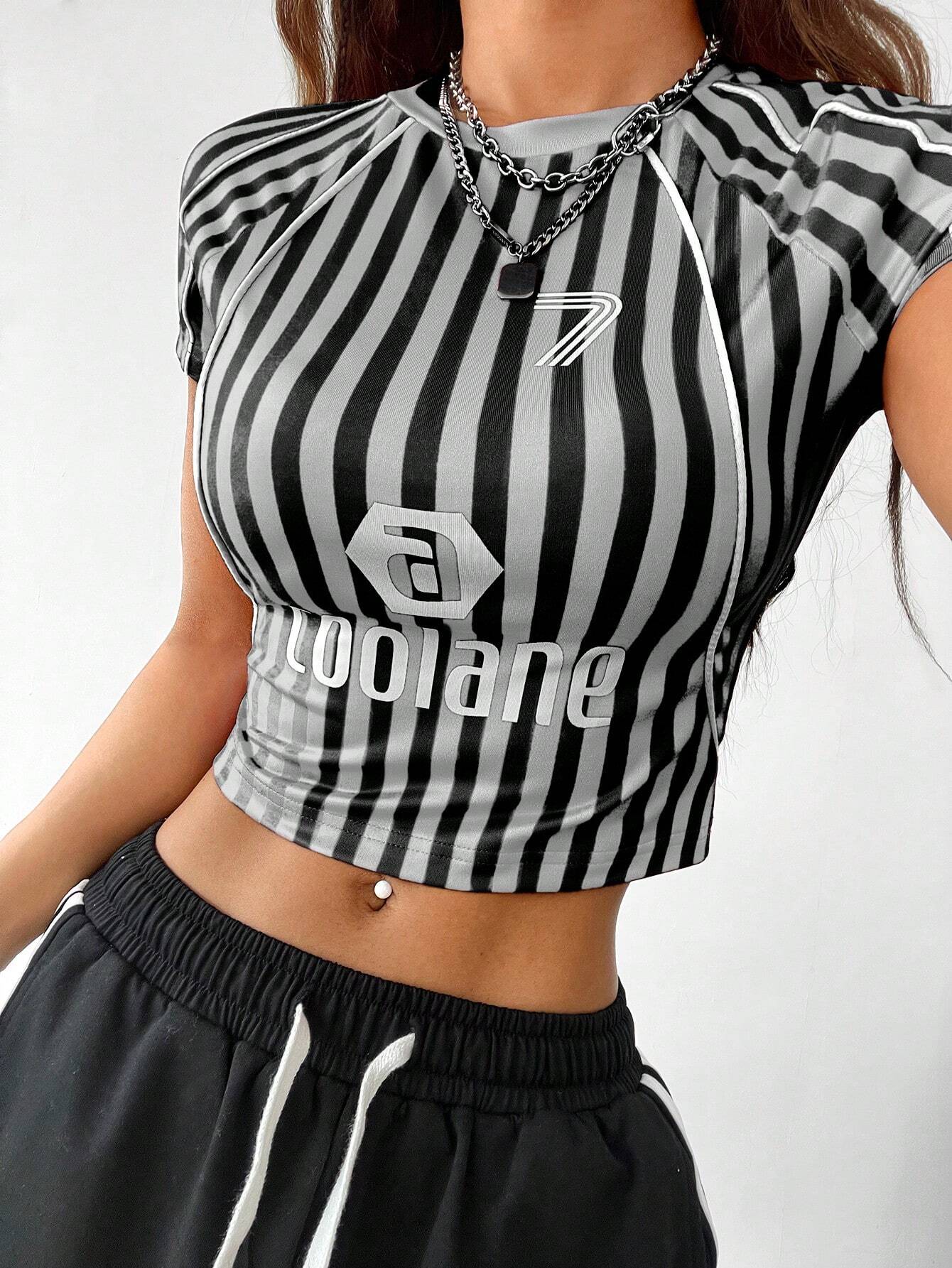 SHEIN Coolane Mono de camiseta deportiva con estampado numérico para mujer, ropa de vuelta al colegio