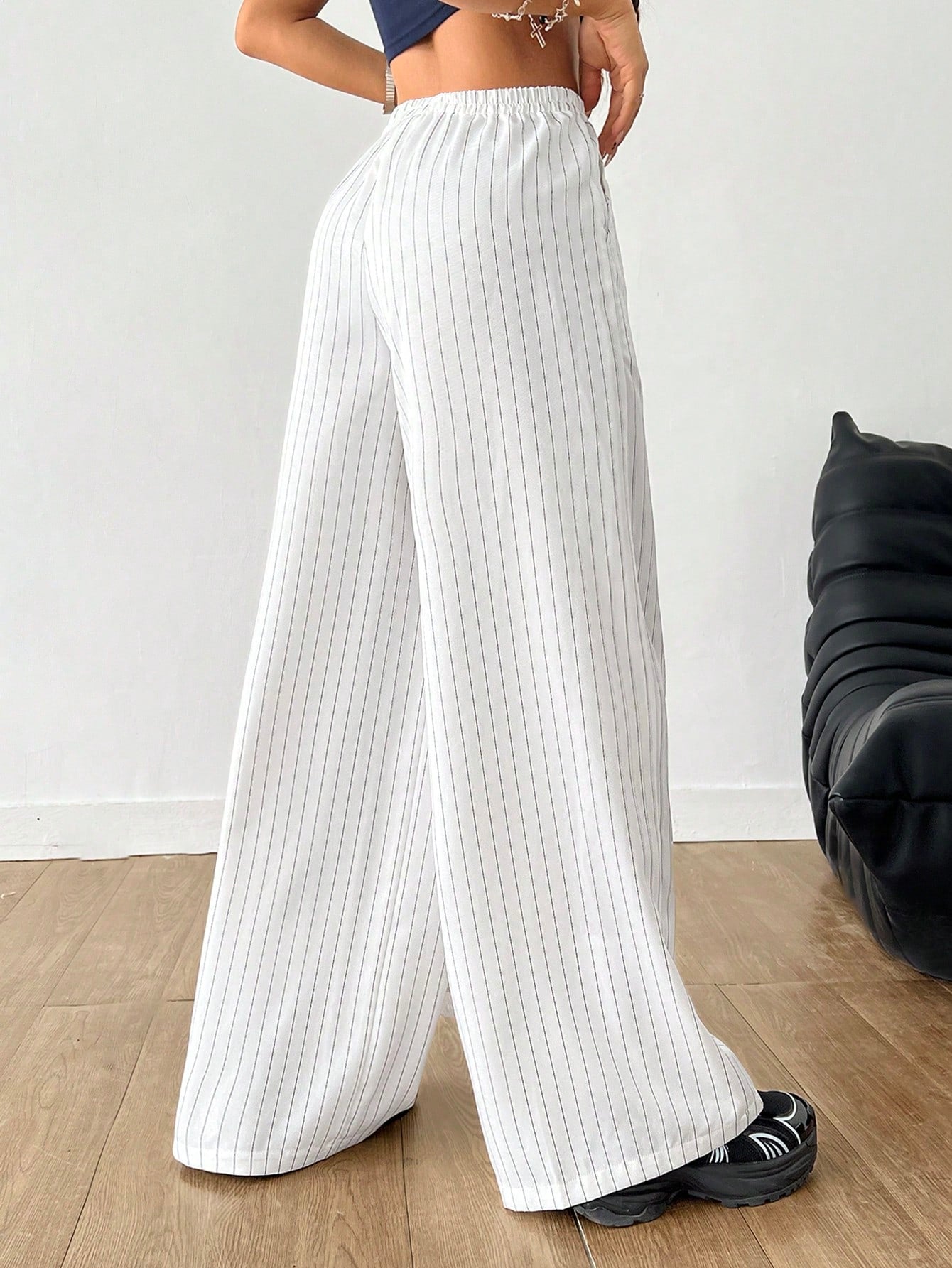 SHEIN Coolane Pantalones deportivos holgados y cómodos con rayas, para mujeres, estilo callejero ideal para volver al colegio en verano