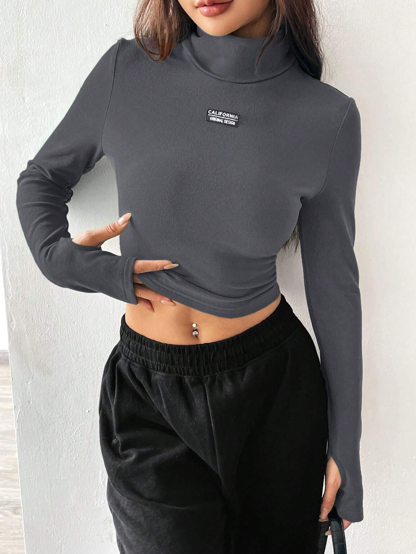 SHEIN EZwear Camiseta entallada de punto gris para mujeres