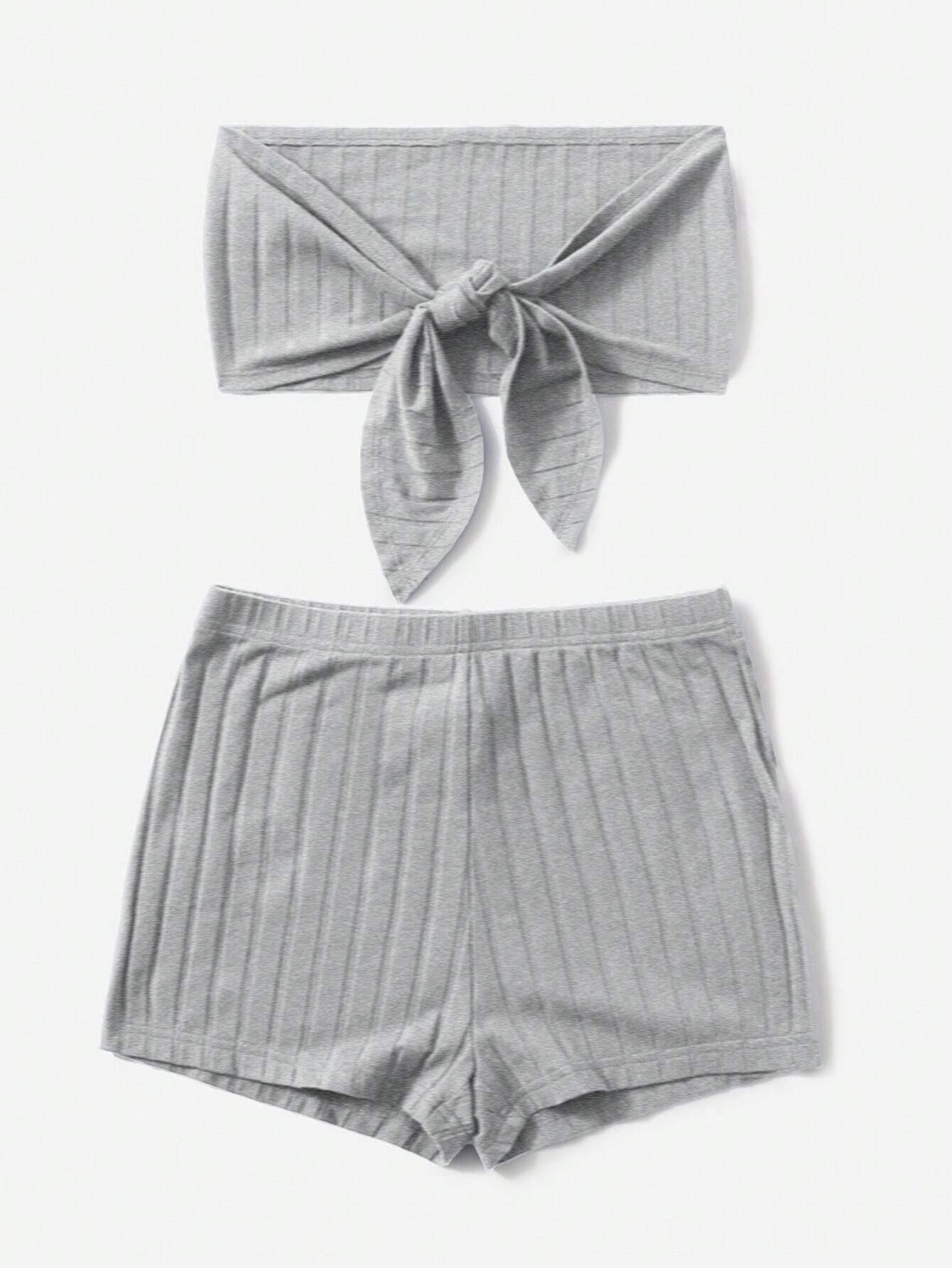 SHEIN EZwear Conjunto De Color Liso De Top Bandeau De Punto Con Lazo Frontal Y Pantalones Cortos Para Mujer