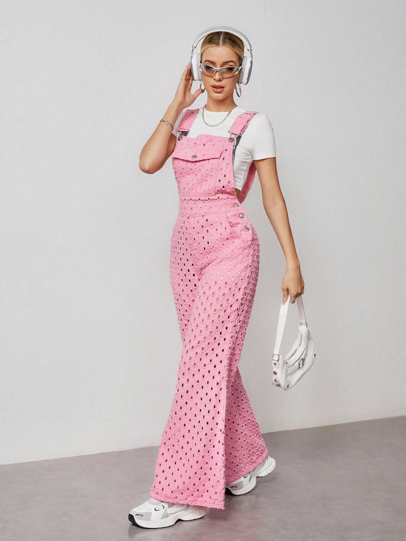 SHEIN EZwear Peto tejano con bolsillo de solapa y detalles calados sin camiseta