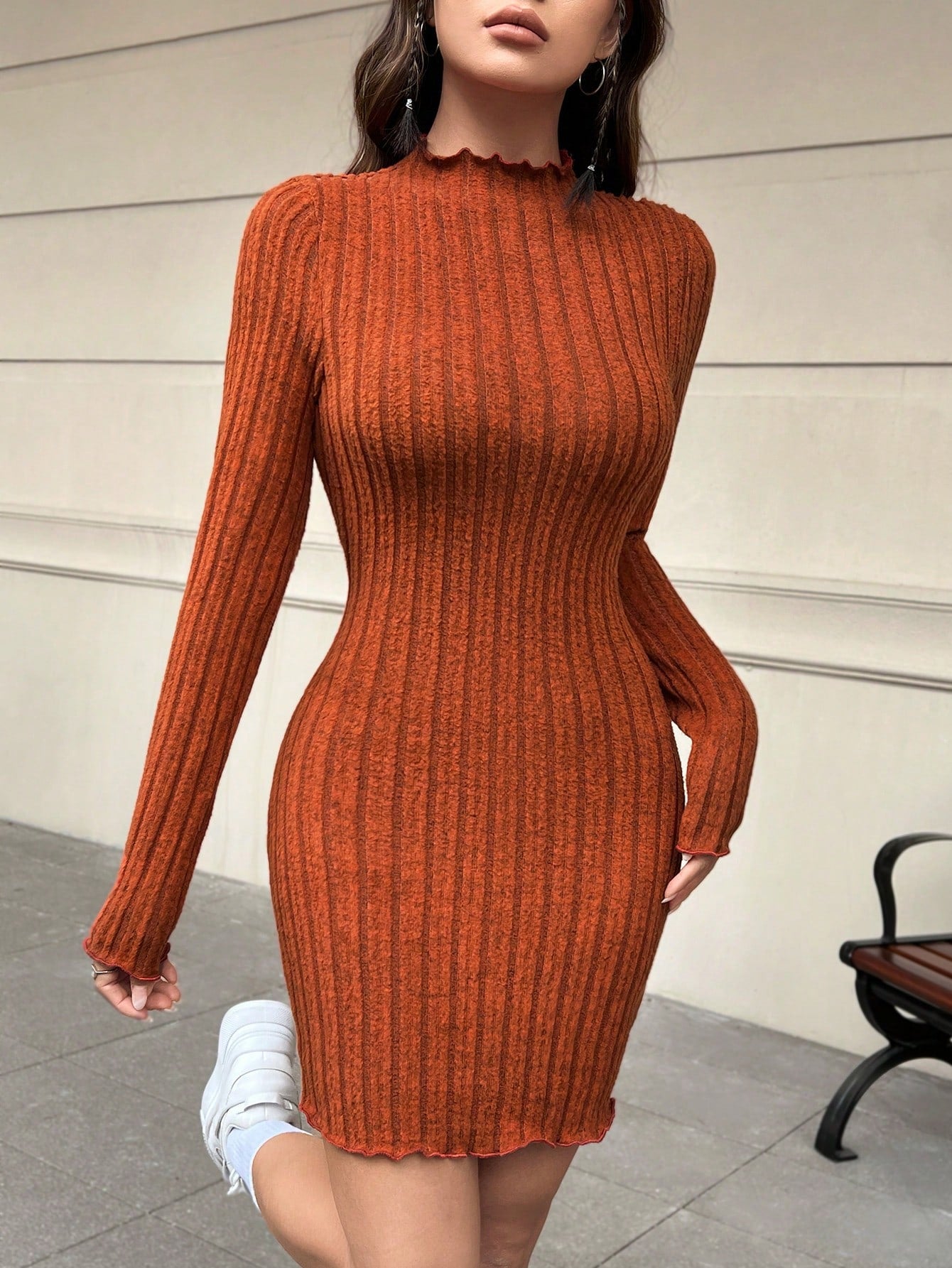 SHEIN EZwear Vestido Tubo De Manga Larga Para Mujer En Tejido De Punto Color Caqui