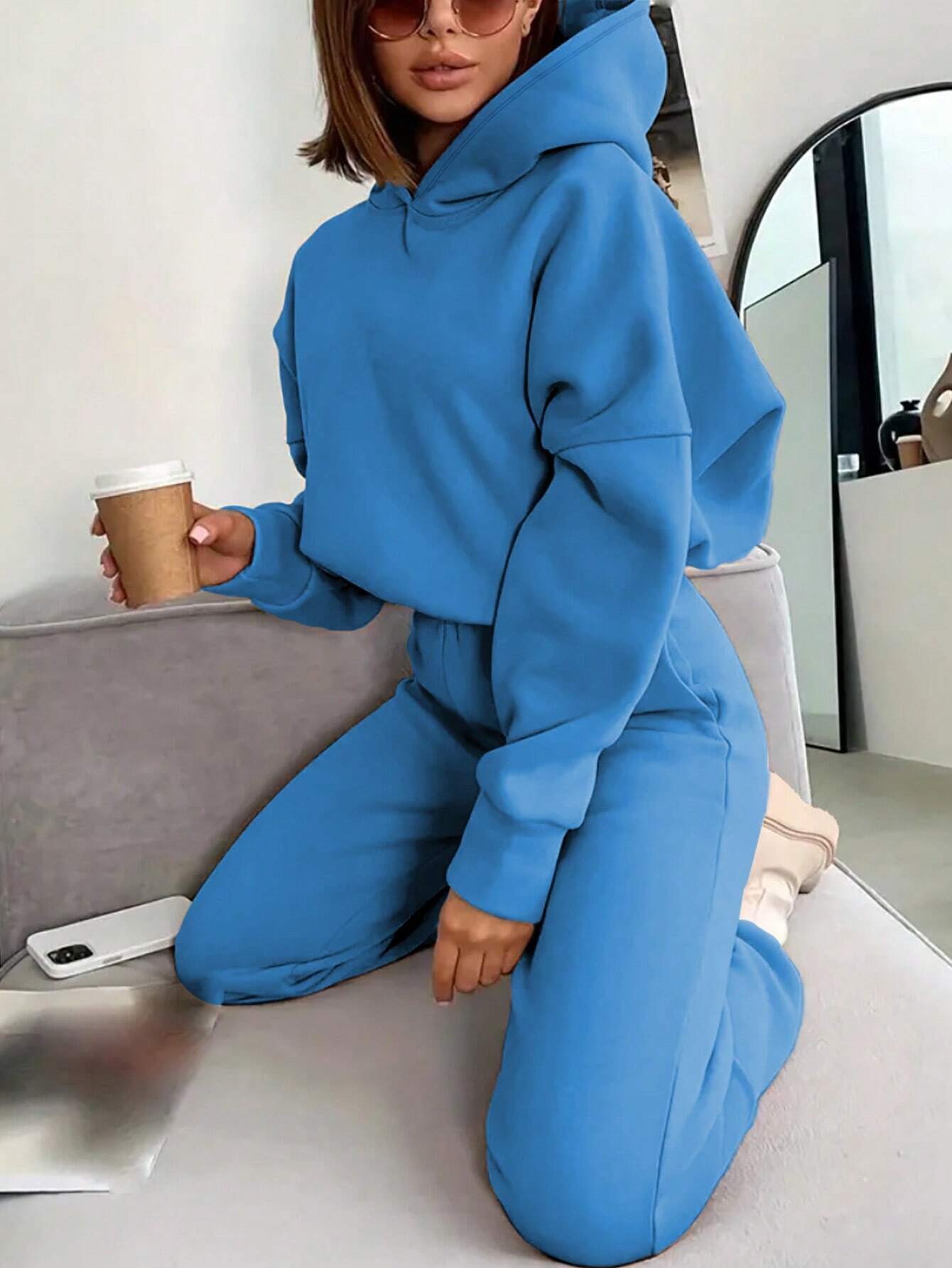 SHEIN Essnce Conjunto De Ropa Deportiva De Dos Piezas Para Mujer Con Sudadera Con Capucha De Manga Larga Y Pantalones De Chándal