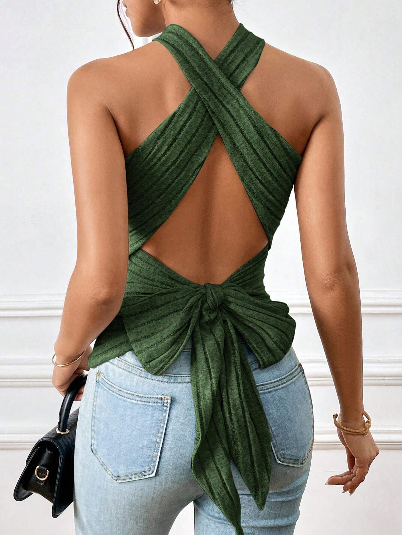 SHEIN Essnce Top De Cuello Halter Sin Espalda Para Mujeres Con Correa