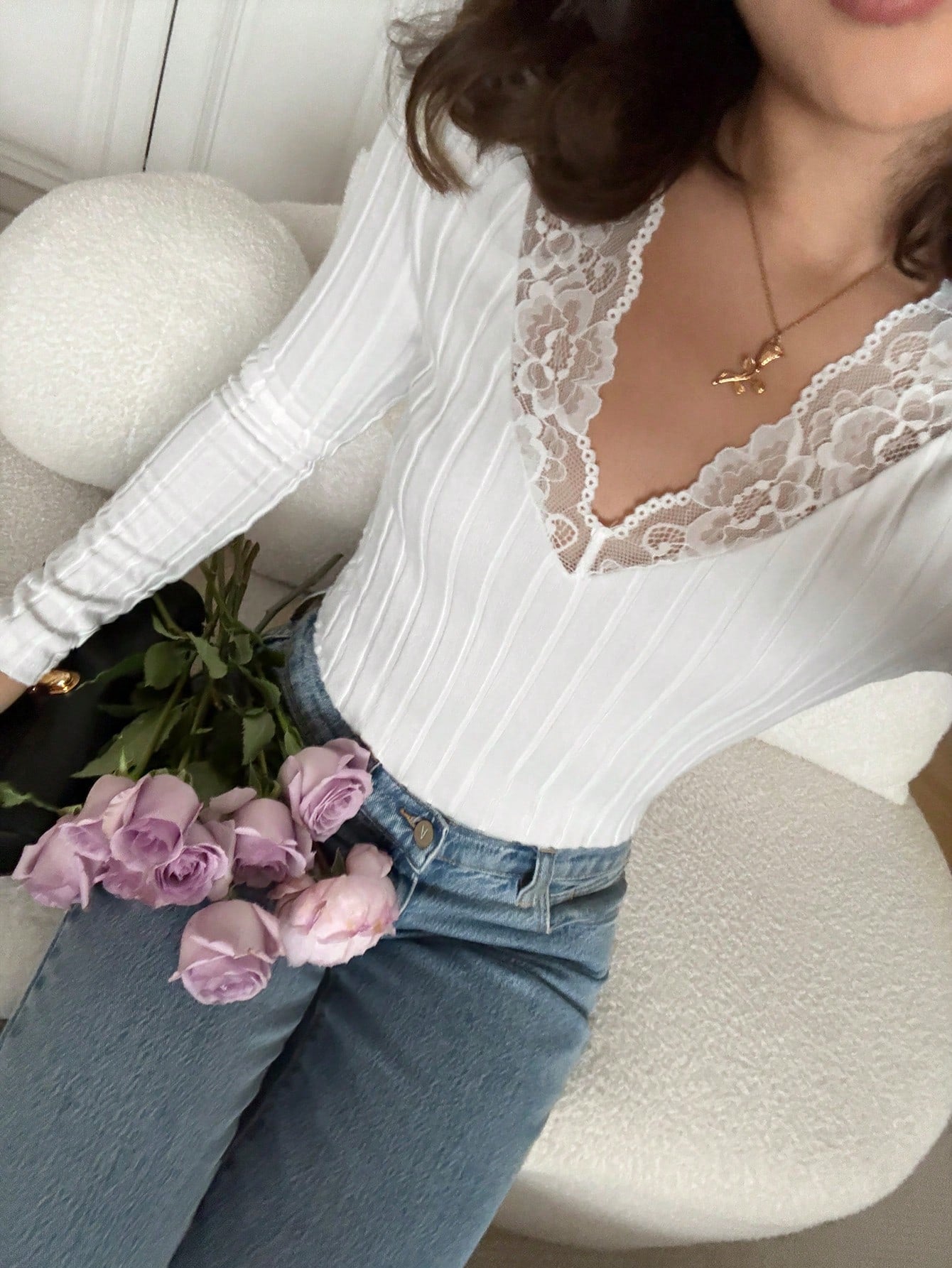 SHEIN Frenchy Body de punto acanalado con cuello en V y encaje de contraste